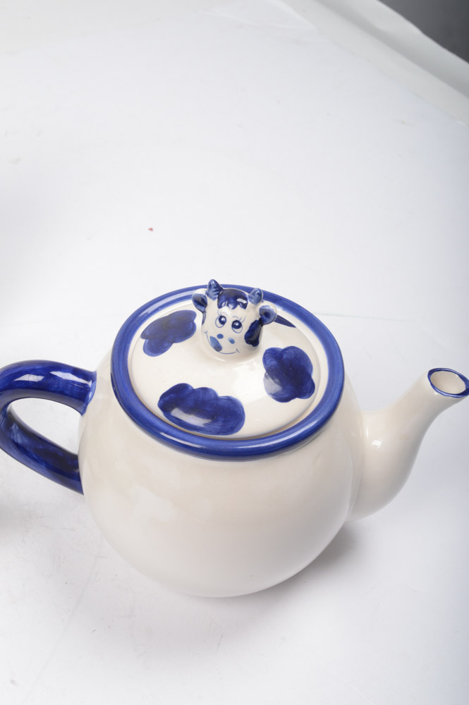 Vintage Hull, Delft, and Fiestaware Tableware