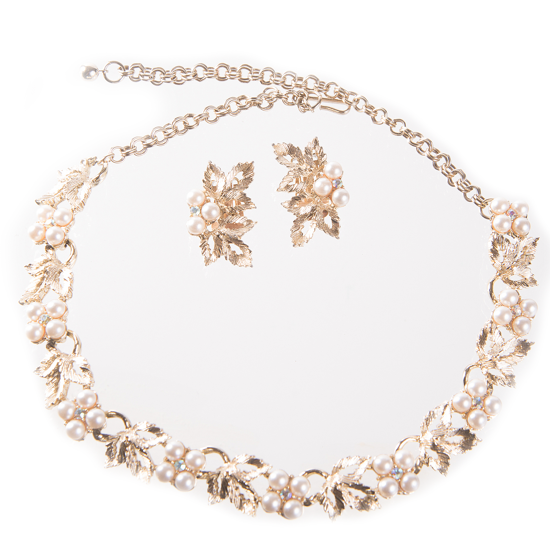 Judy Loe Gold Tone and Faux Pearl Parure