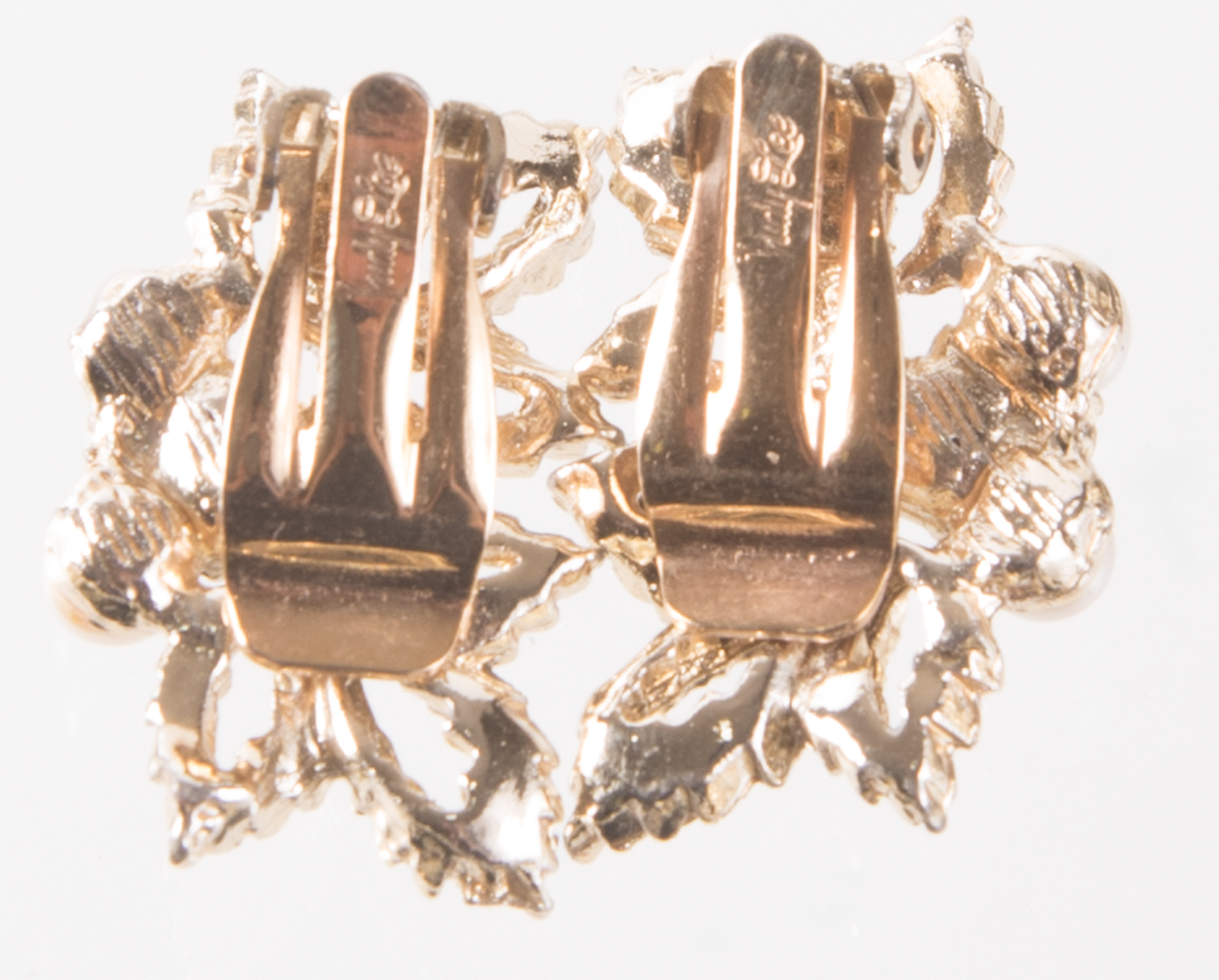 Judy Loe Gold Tone and Faux Pearl Parure