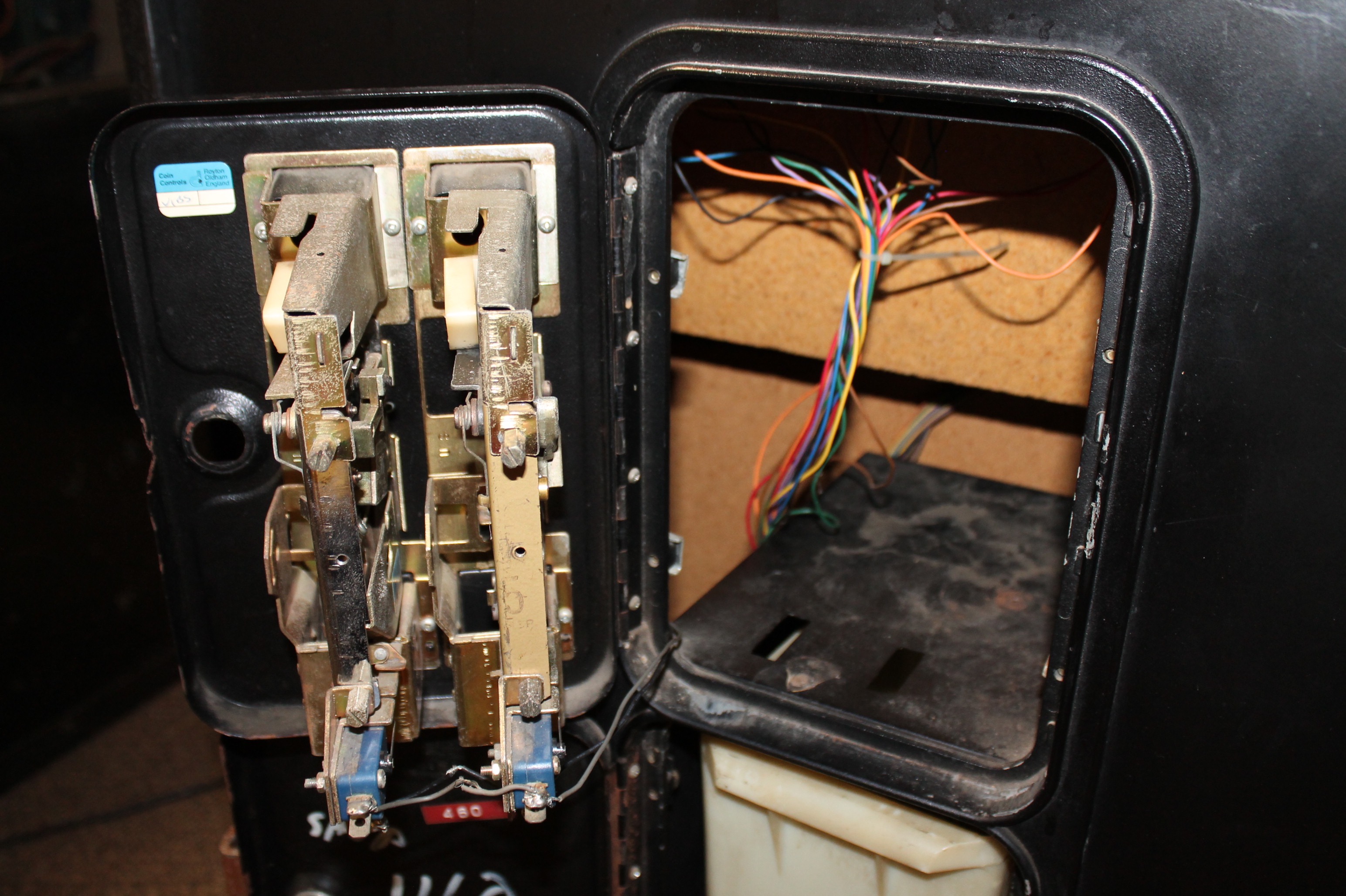 1986 Capcom "Legendary Wings" Arcade Video Game