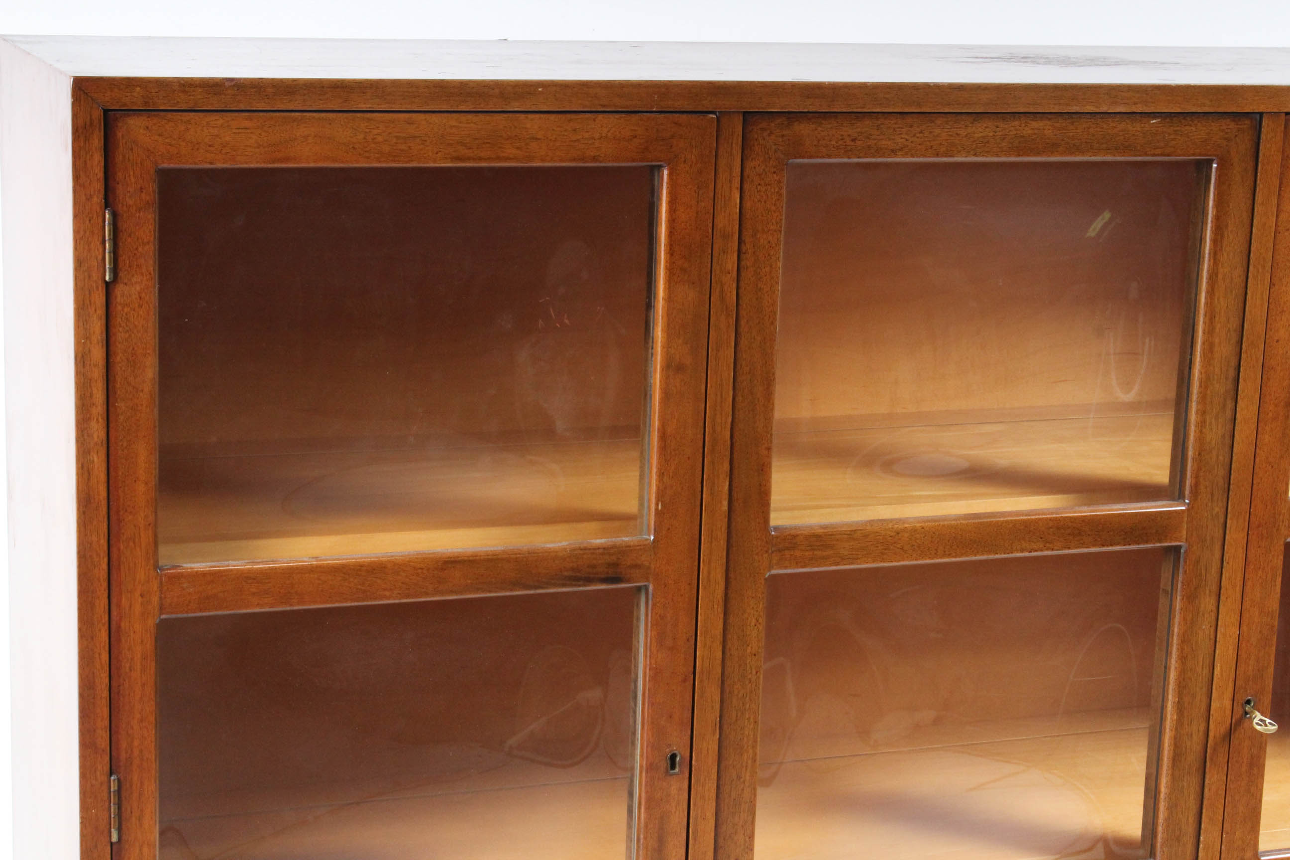 Mid Century Modern American of Martinsville "Dania" Curio Cabinet