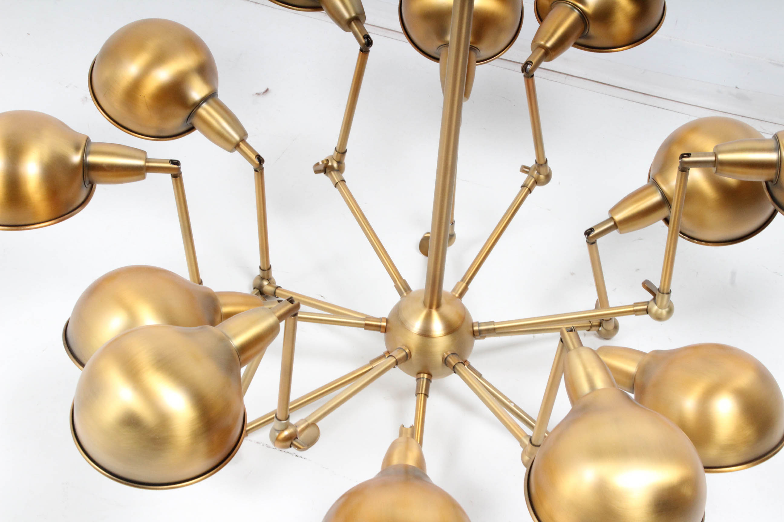 Mercana "Ursidae" Modern Twelve Arm Chandelier