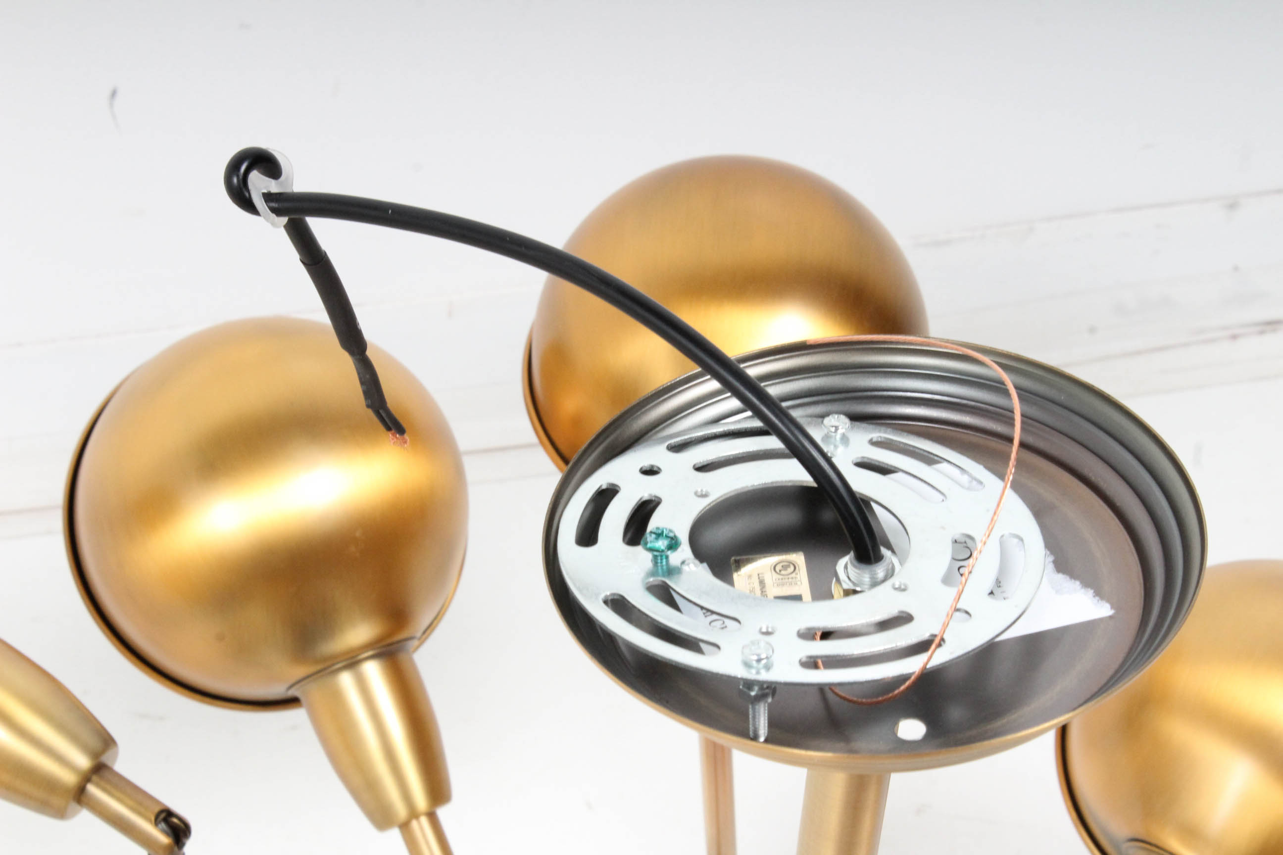 Mercana "Ursidae" Modern Twelve Arm Chandelier