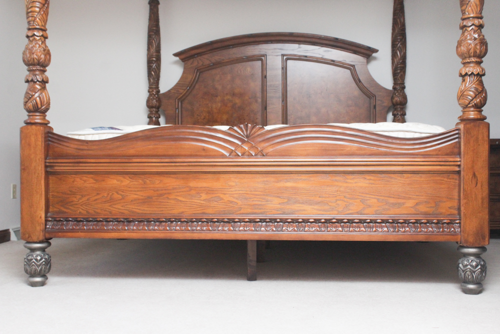 American Signature King Size Canopy Bed