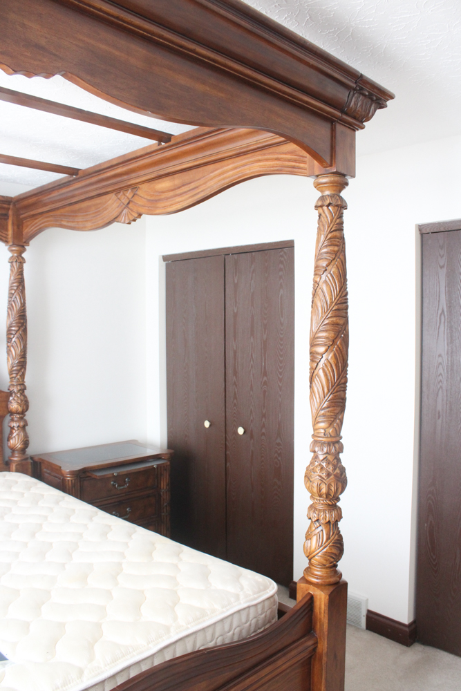 American Signature King Size Canopy Bed