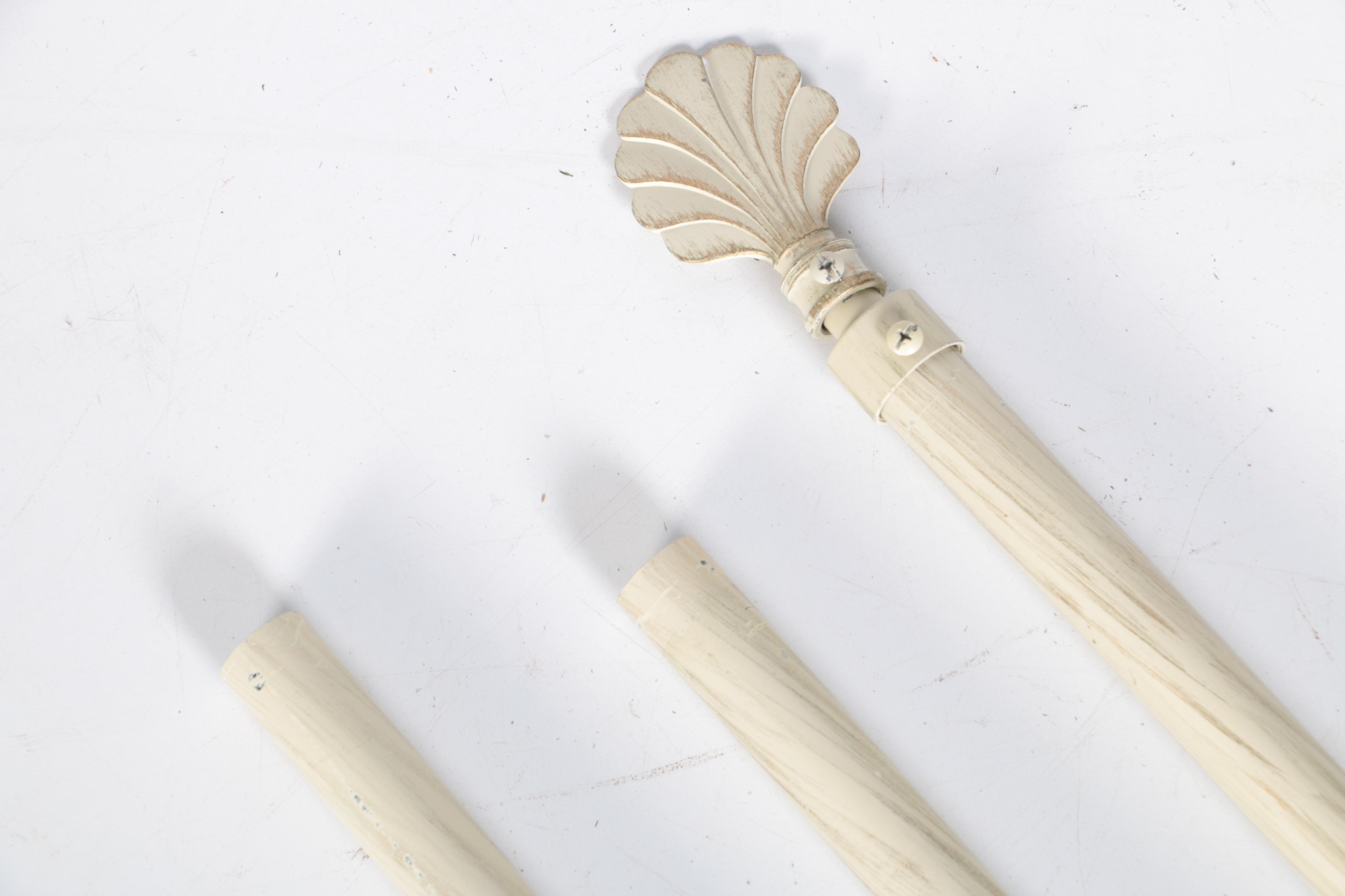 Vintage Inspired Metal Extension Rod