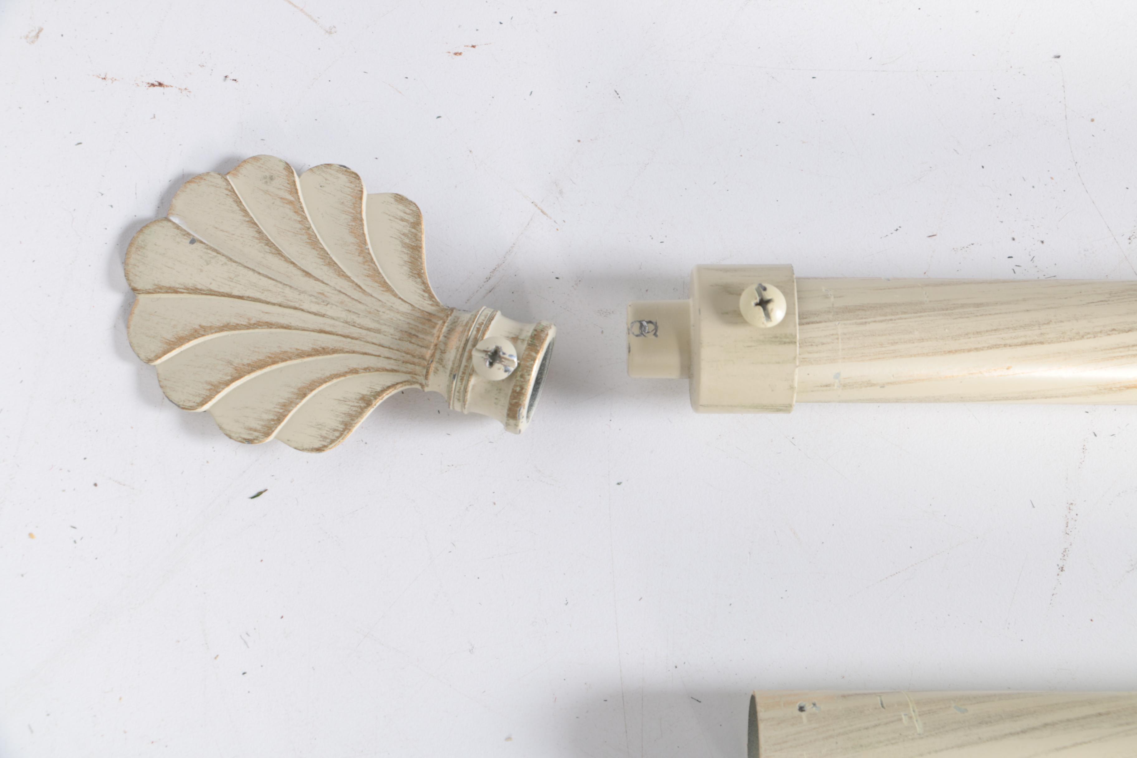 Vintage Inspired Metal Extension Rod