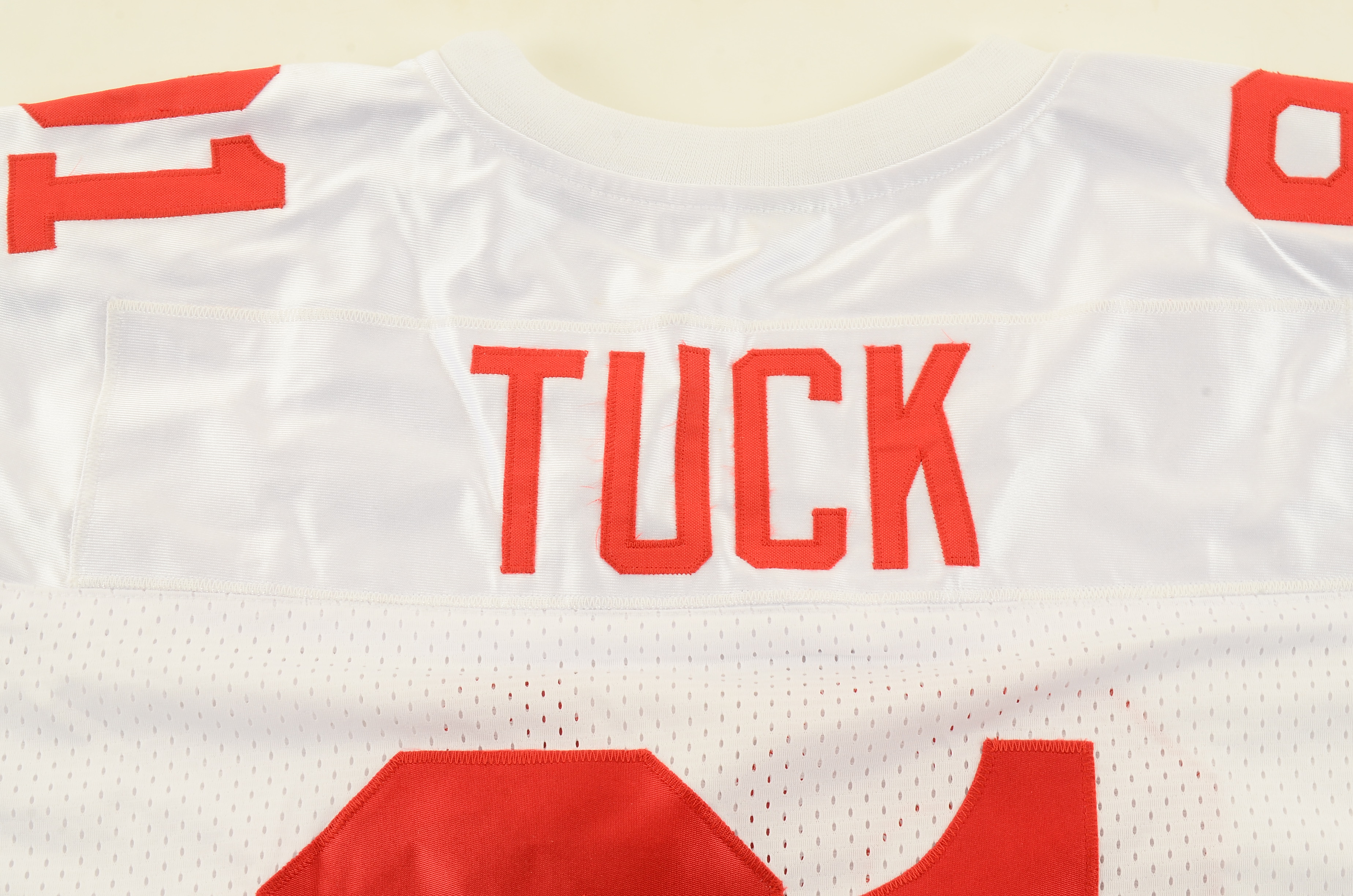 Justin Tuck Signed Giants Jersey  COA