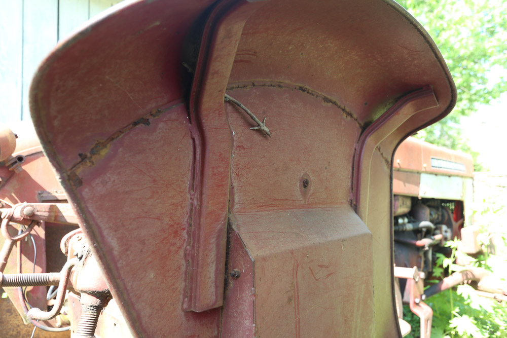 1965 International Harvester Model 424 Tractor