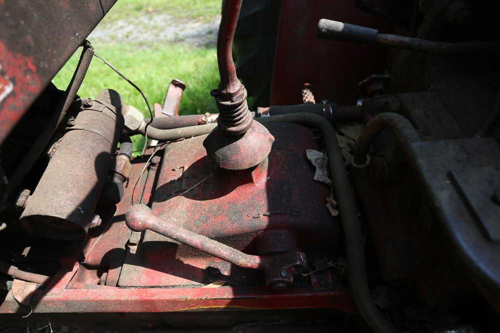 1965 International Harvester Model 424 Tractor
