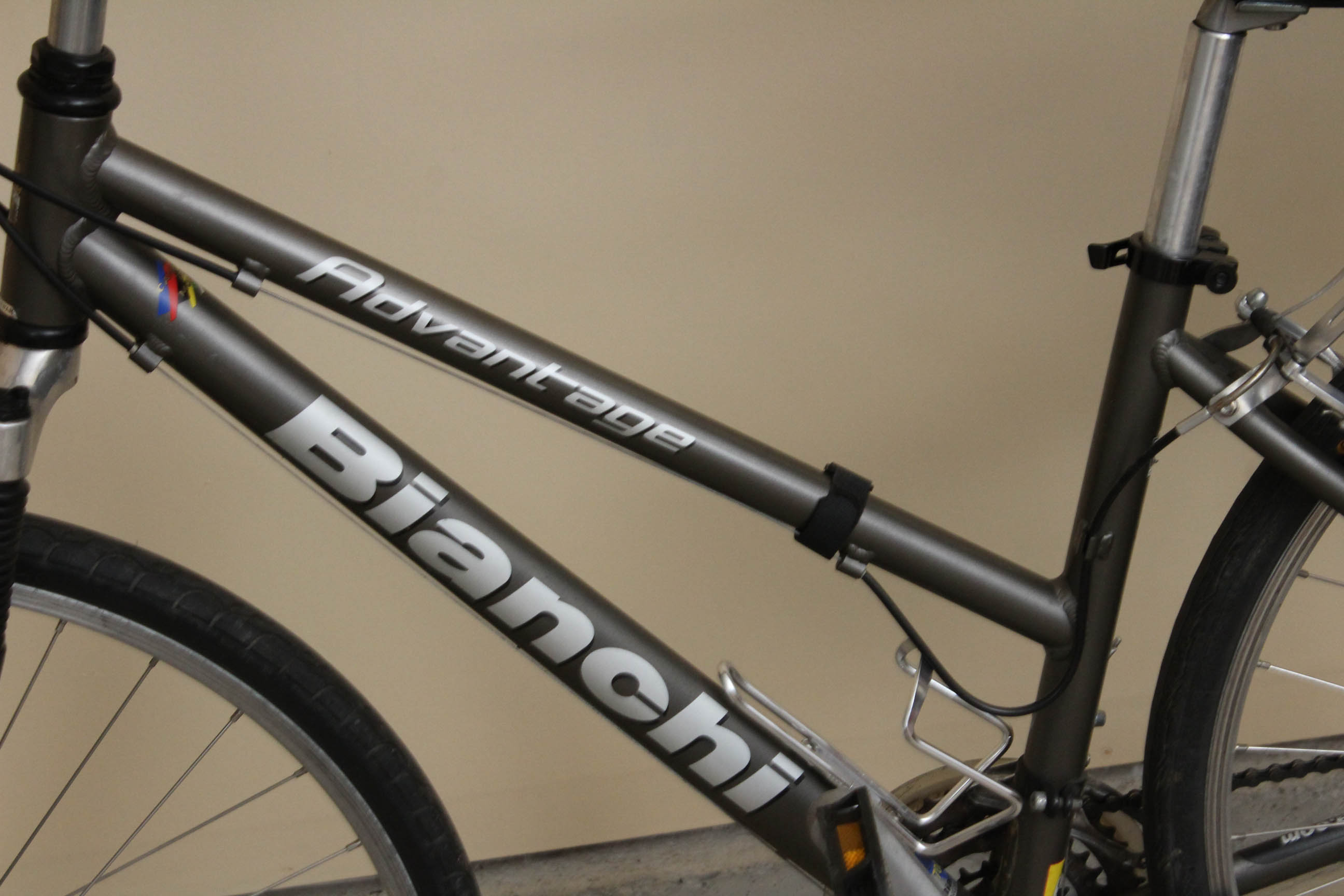 Bianchi Advantage Aluminum Hybrid Bicycle