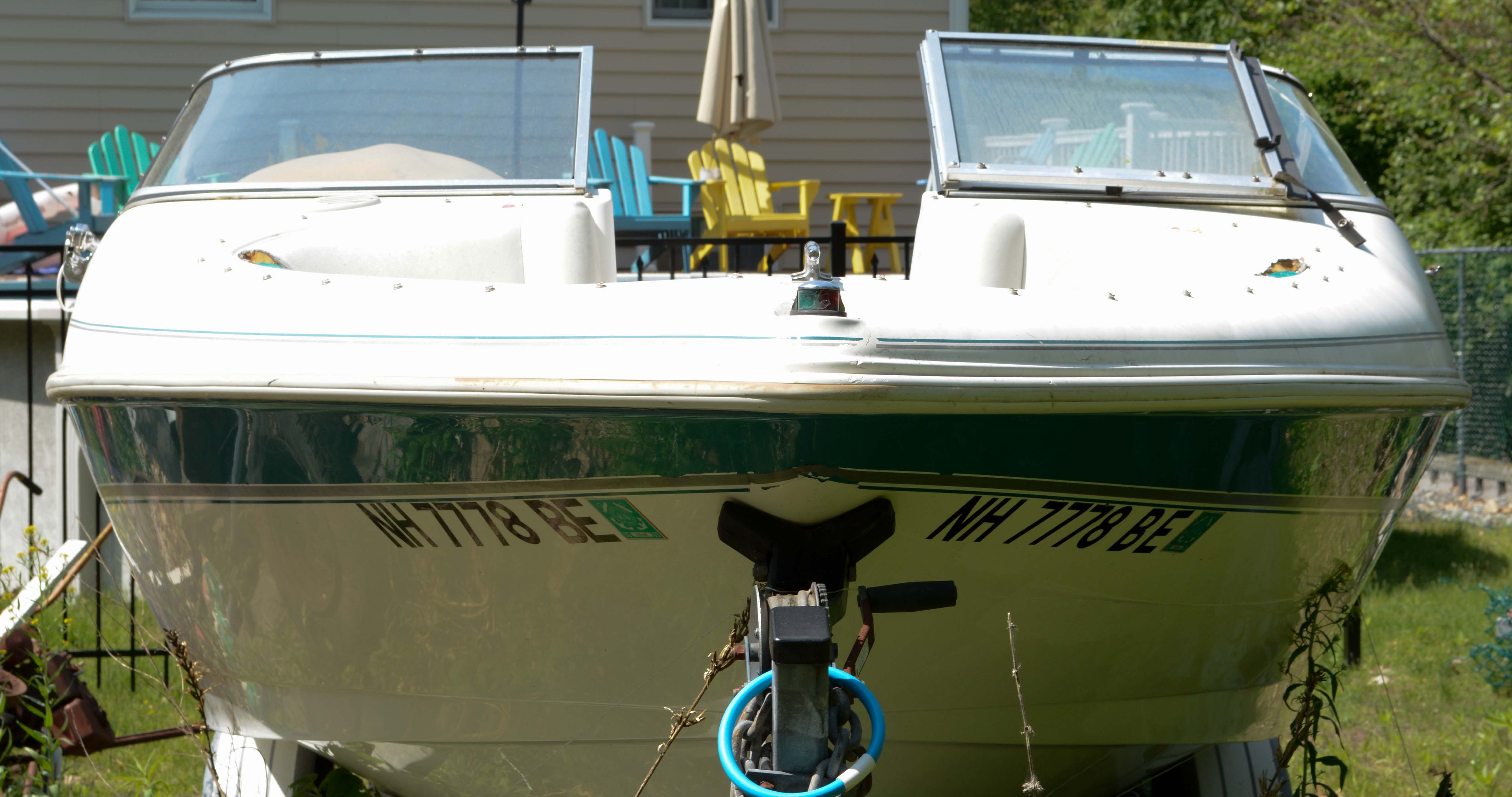 Circa 1999 Larson Delta-Conic 186 SEi 20' Boat with Trailer