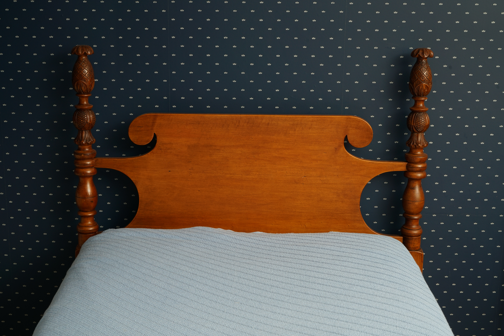 Pineapple Finial Four Poster Twin Bed Frame Pair