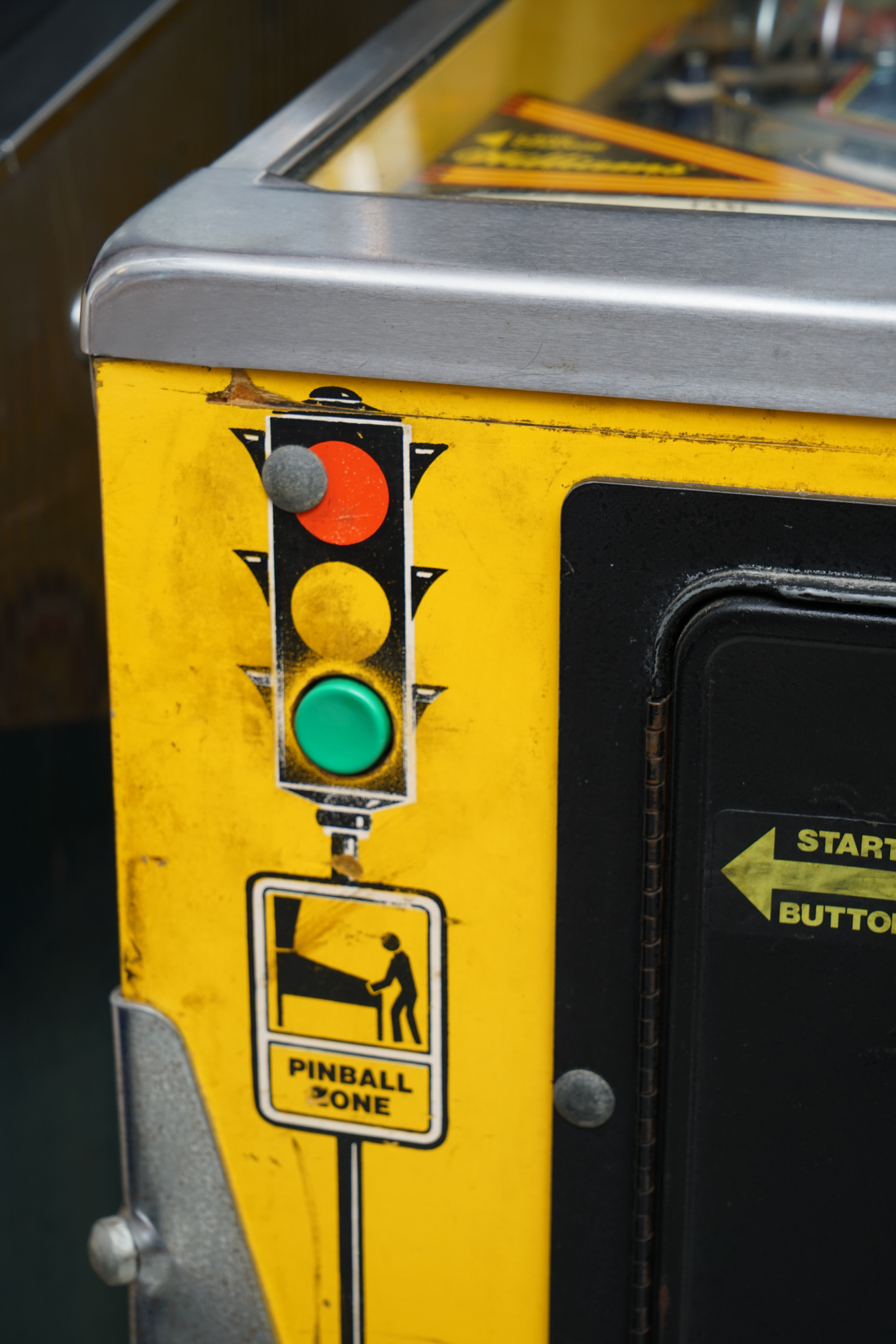1988 Williams "Taxi" Pinball Machine