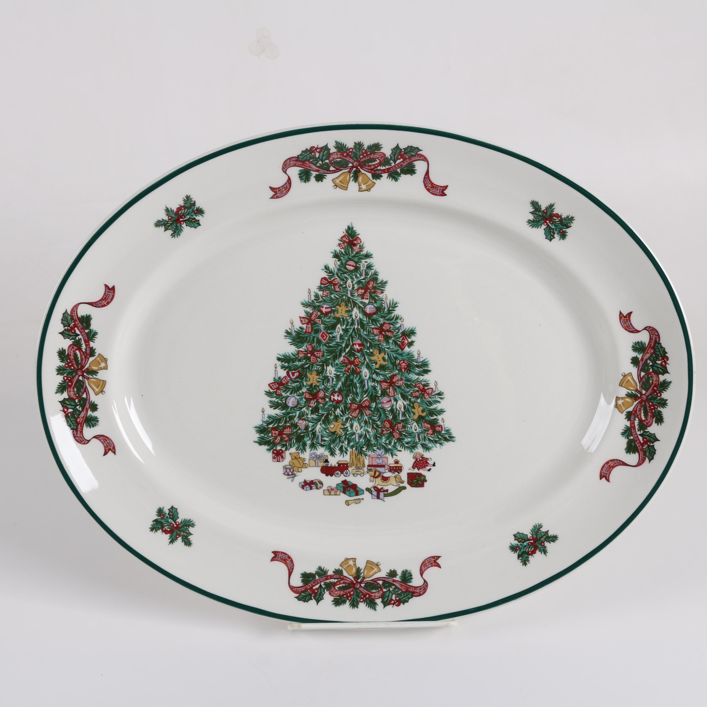 Johnson Brothers "Victorian Christmas" Ceramic Serveware