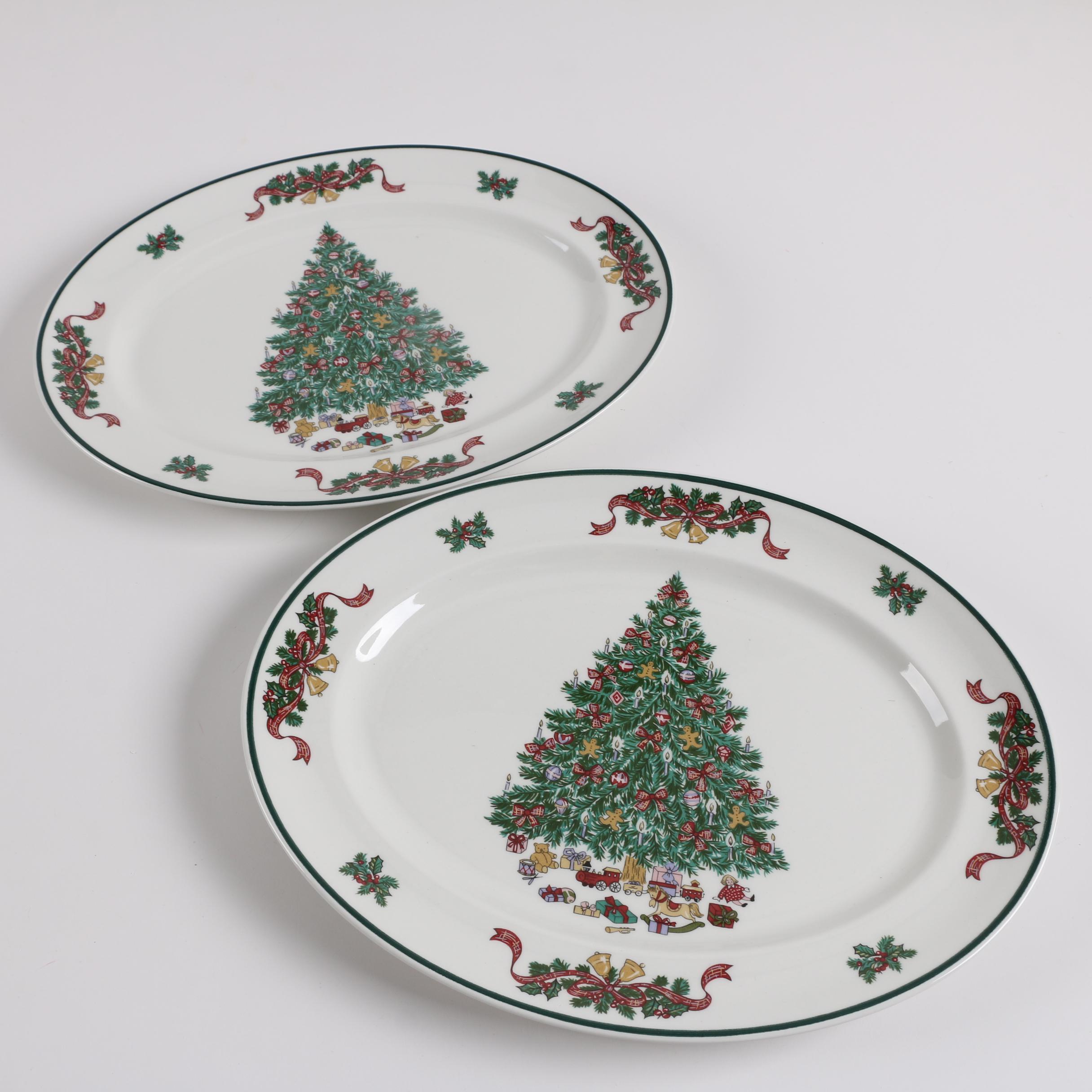 Johnson Brothers "Victorian Christmas" Ceramic Serveware