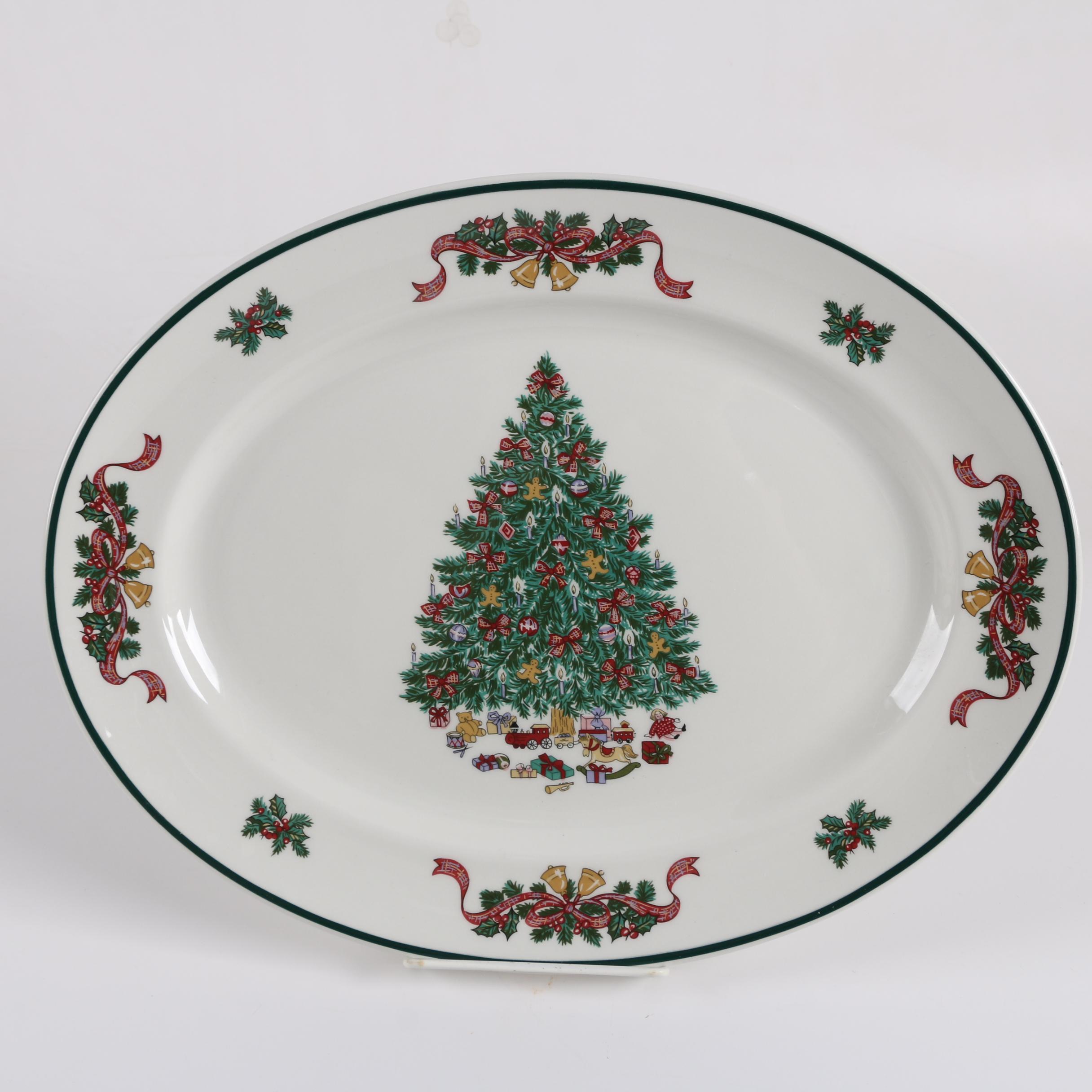 Johnson Brothers "Victorian Christmas" Ceramic Serveware