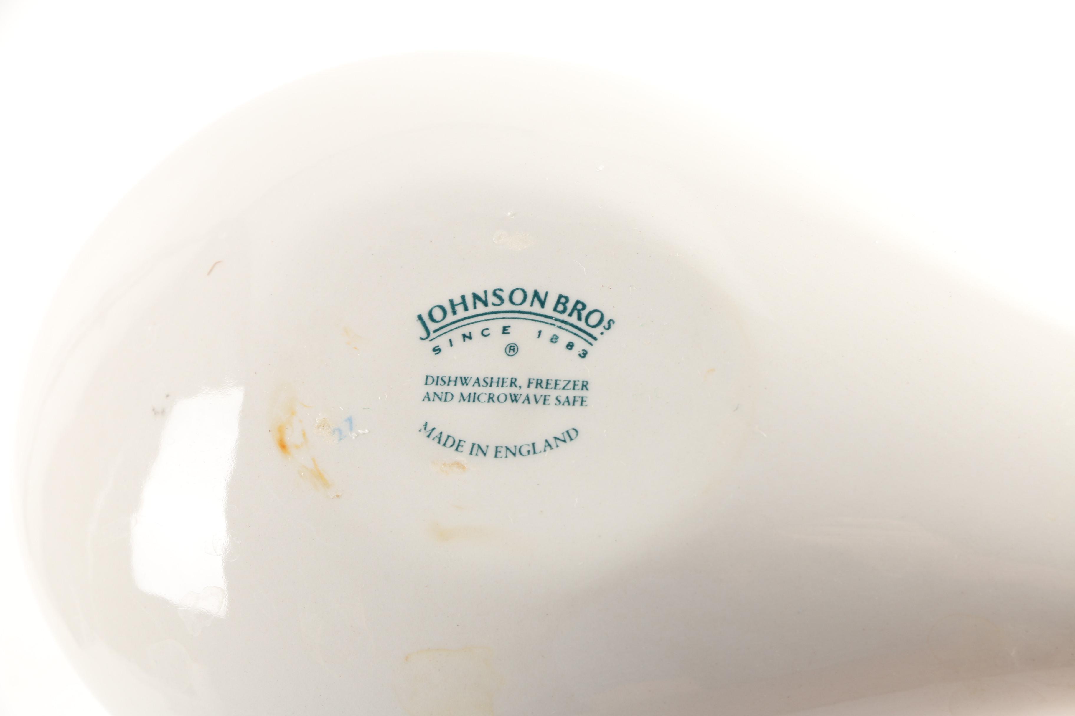 Johnson Brothers "Victorian Christmas" Serveware