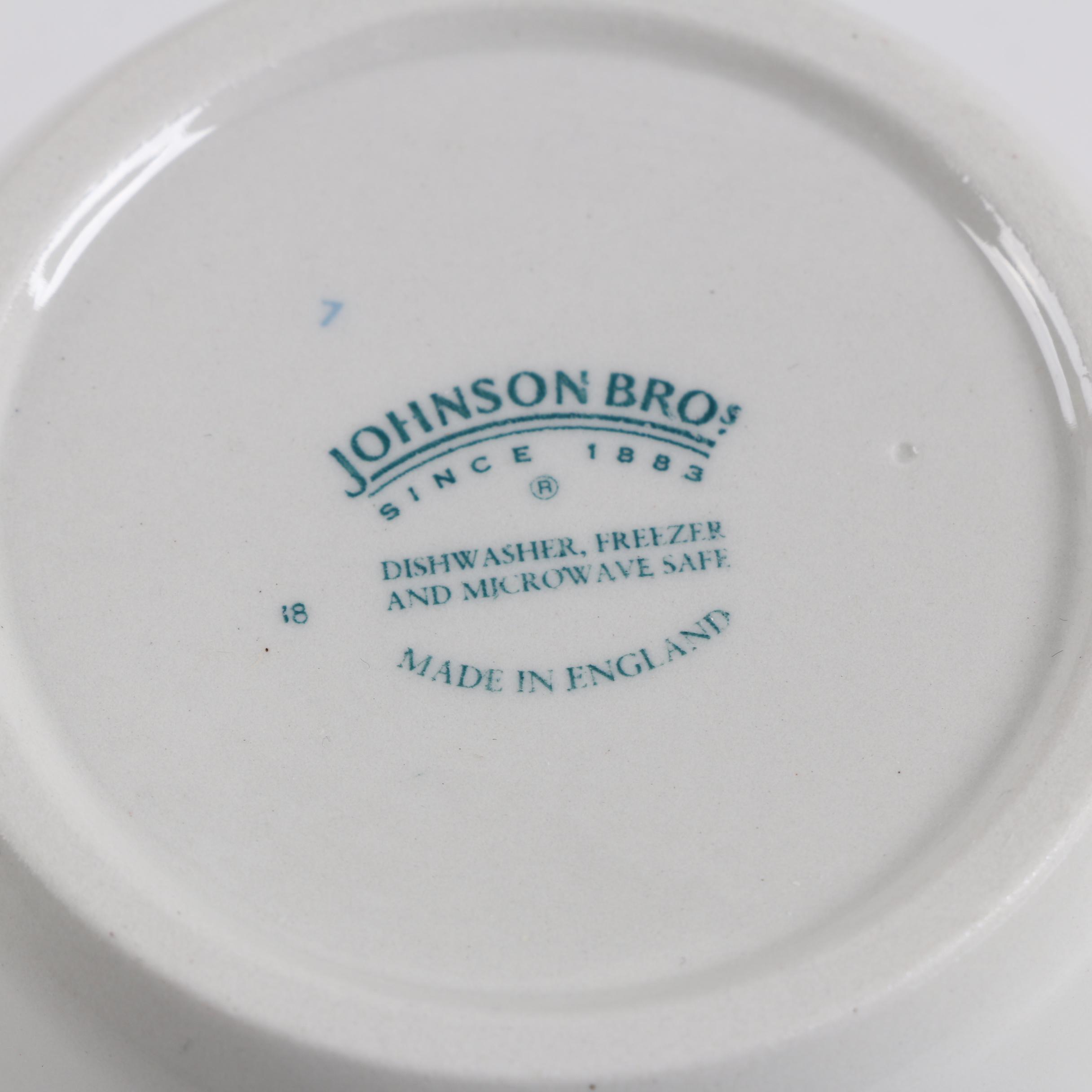 Johnson Brothers "Victorian Christmas" Serveware
