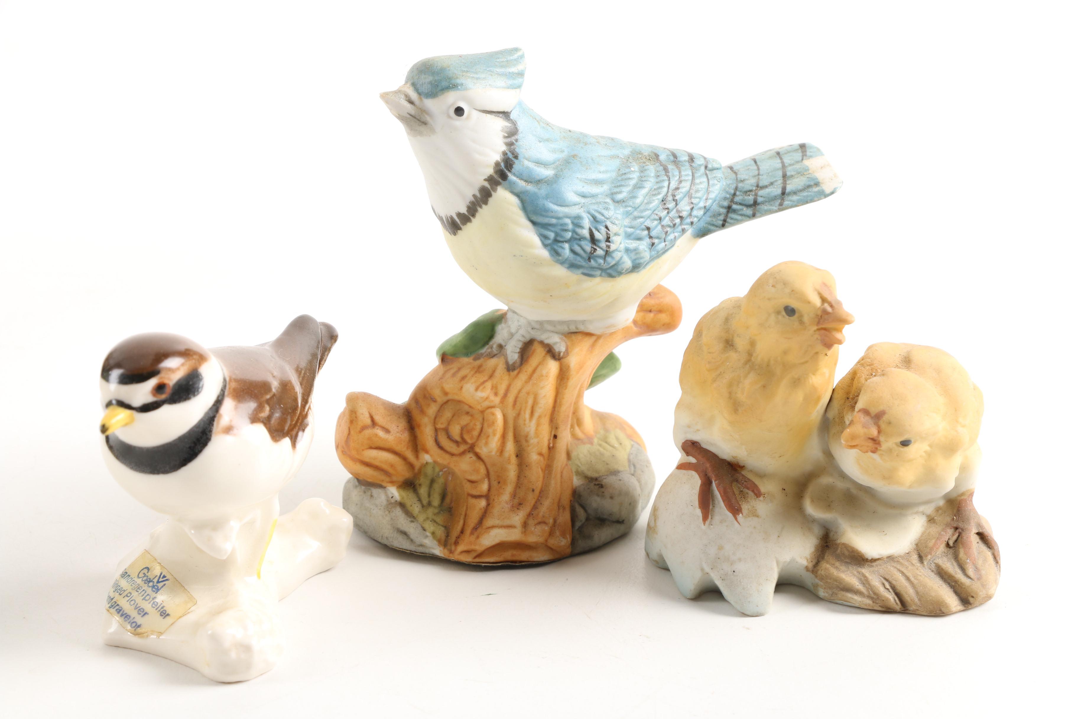 Ceramic and Resin Bird Figurines With Lamp