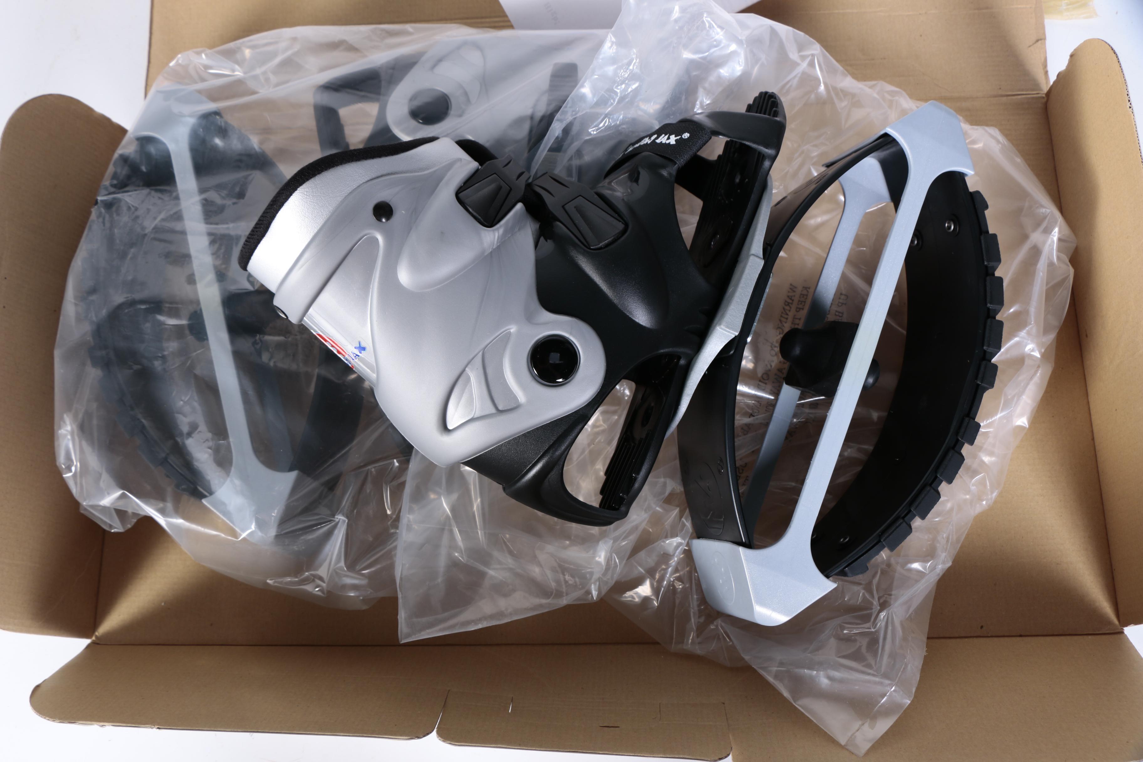 Geospace "Air Kicks" Anti-Gravity Boots