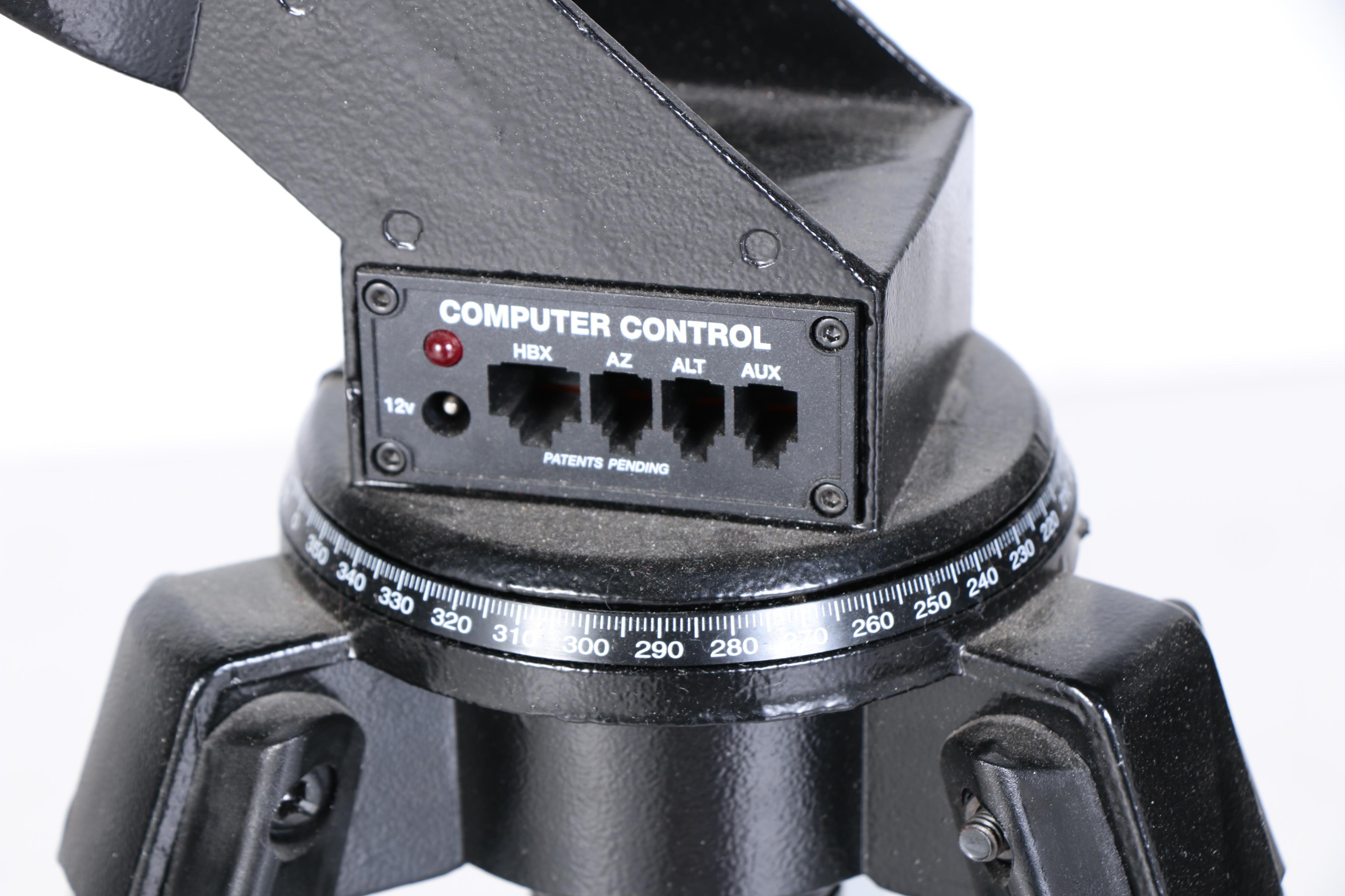 Meade StarQuest DS-60 Electronic Digital Series Telescope