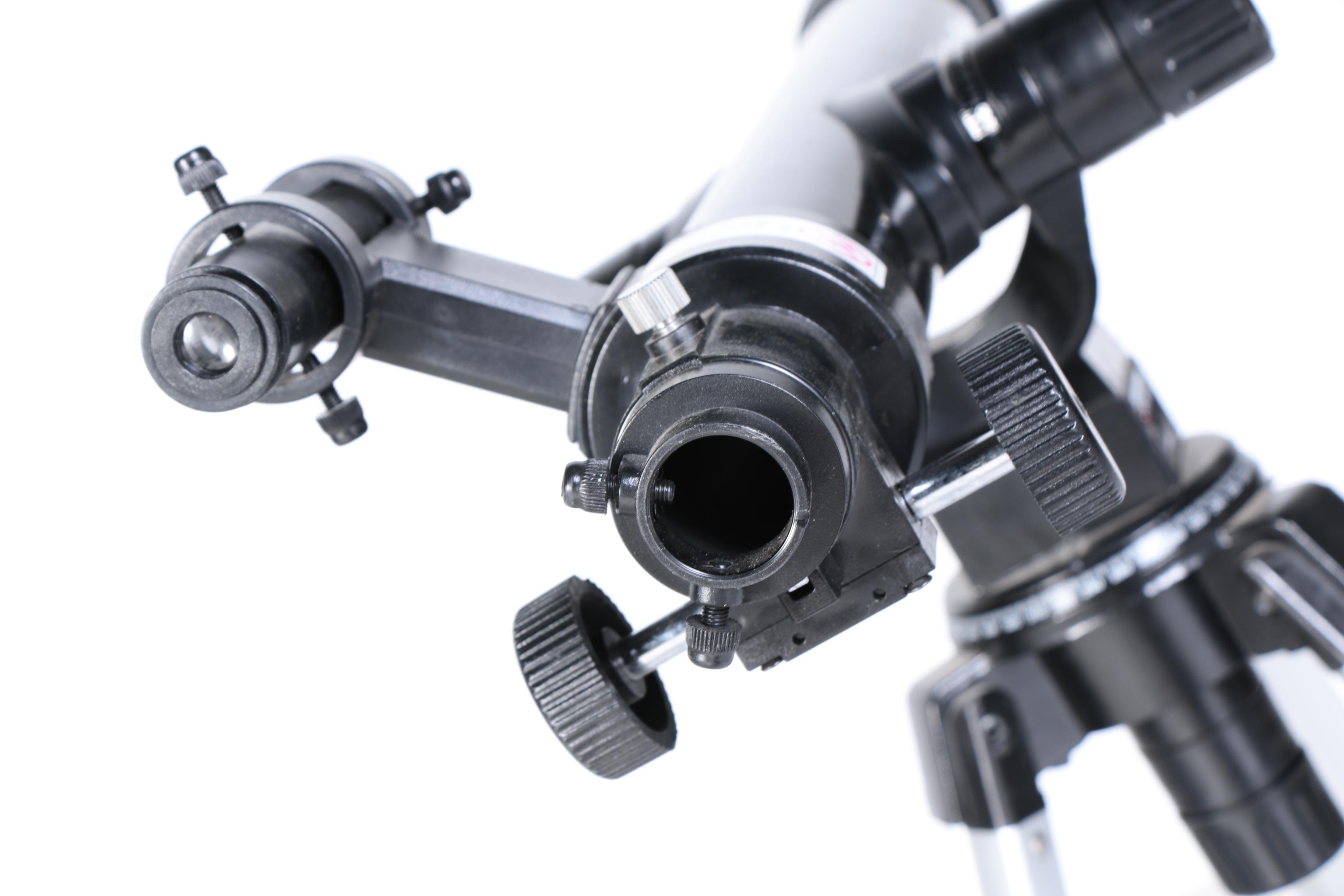 Meade StarQuest DS-60 Electronic Digital Series Telescope