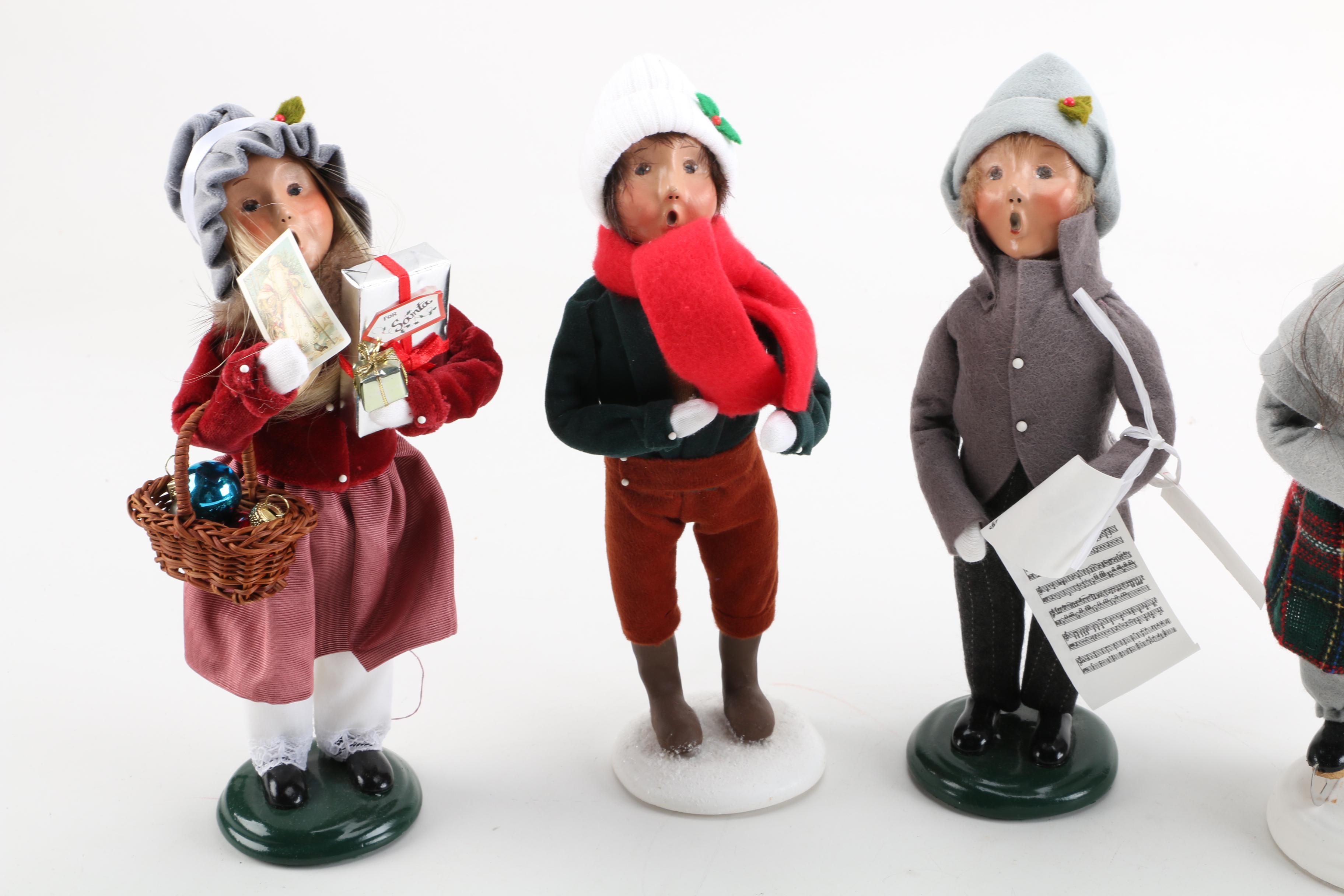 Handcrafted Byers Choice "Carolers" Figurines
