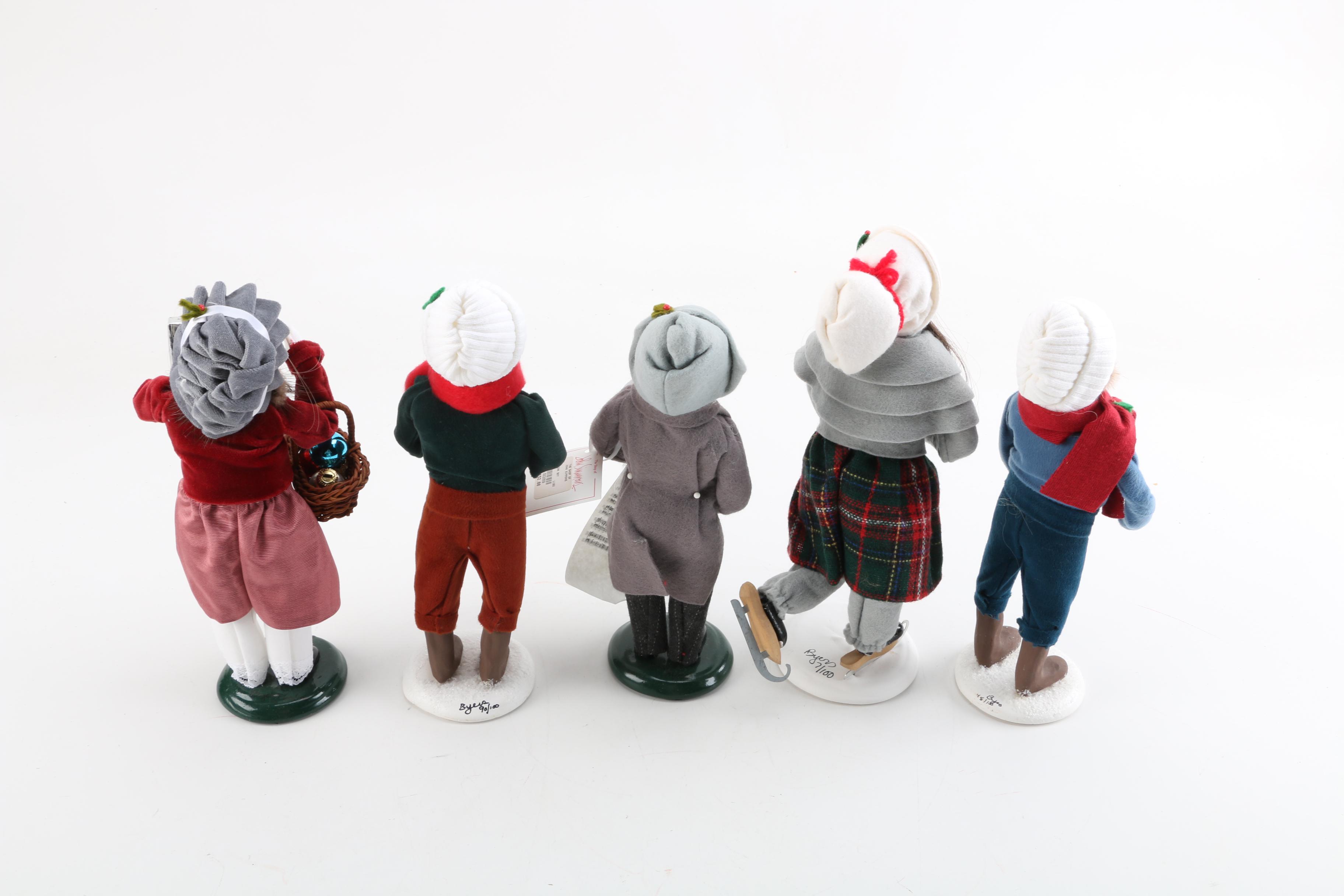 Handcrafted Byers Choice "Carolers" Figurines