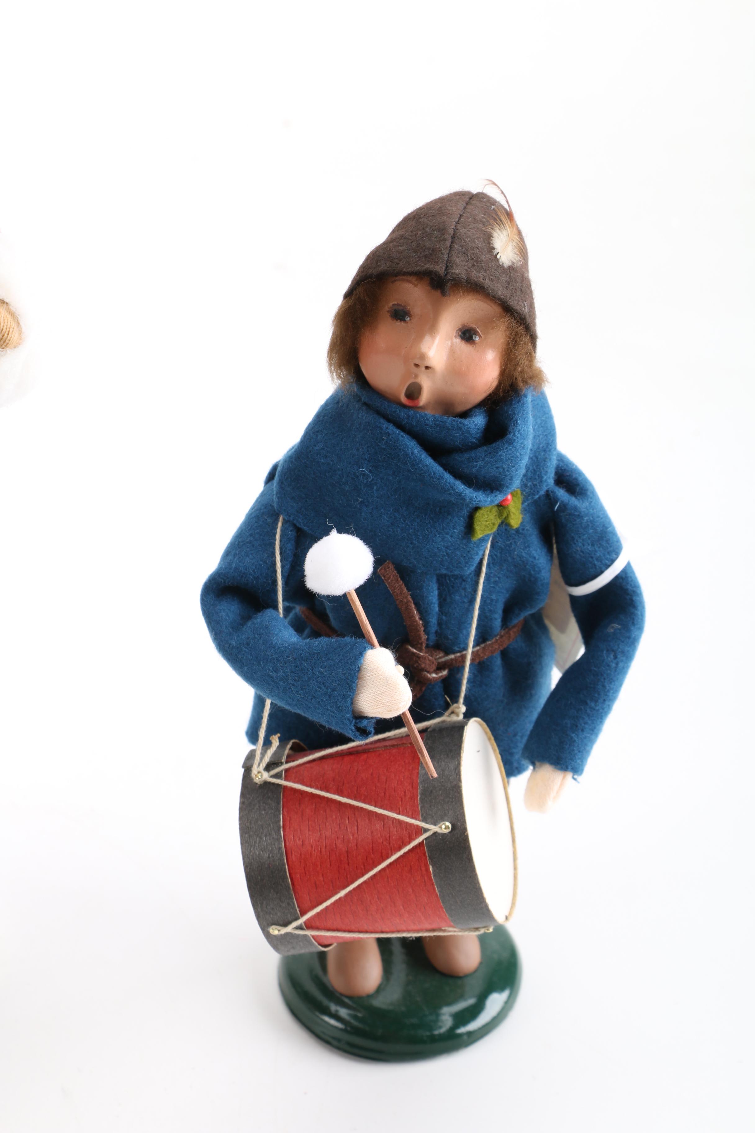 Byers Choice Caroler Figurines