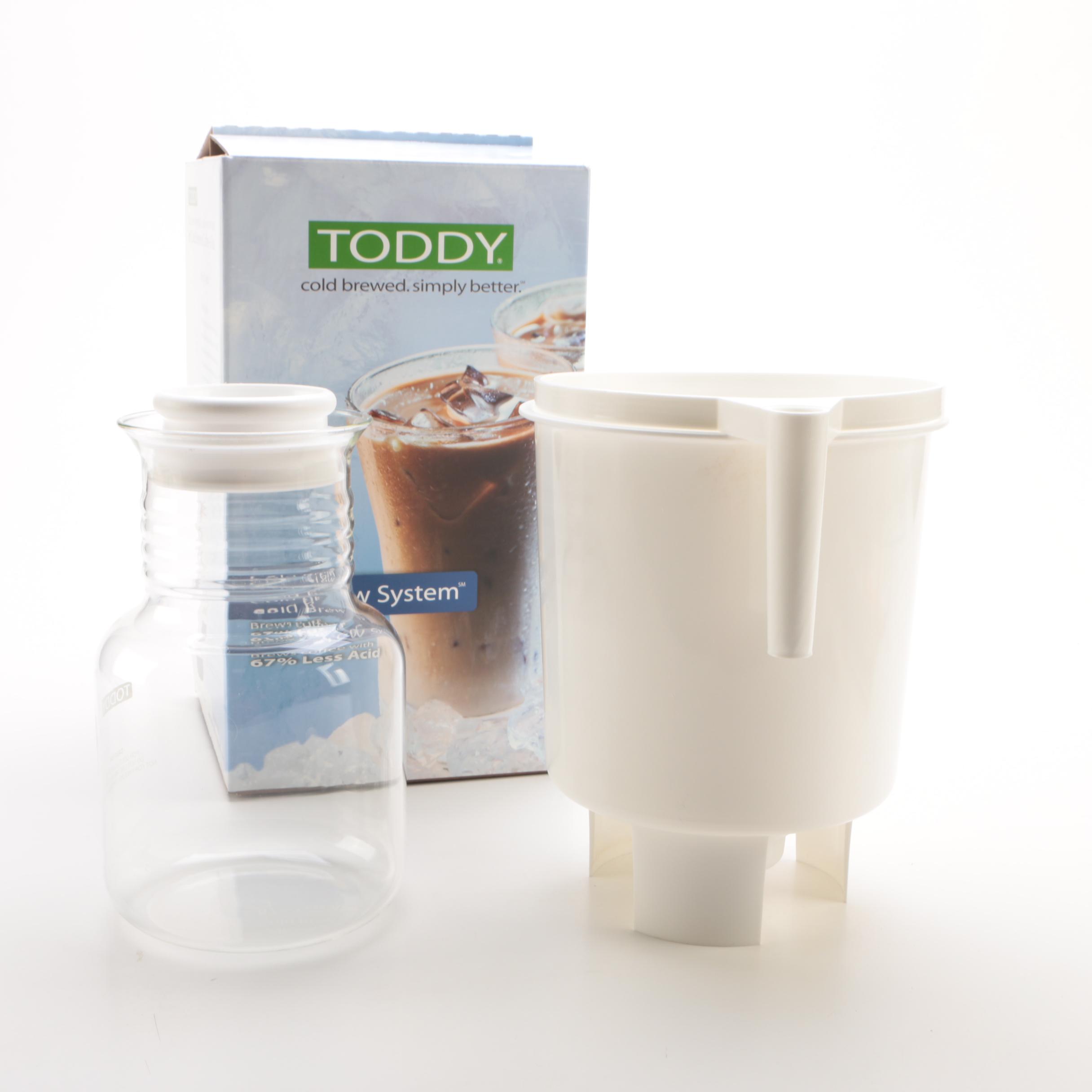 Kitchenware Appliances Including KitchenAid Stand Mixer Attachment Pack