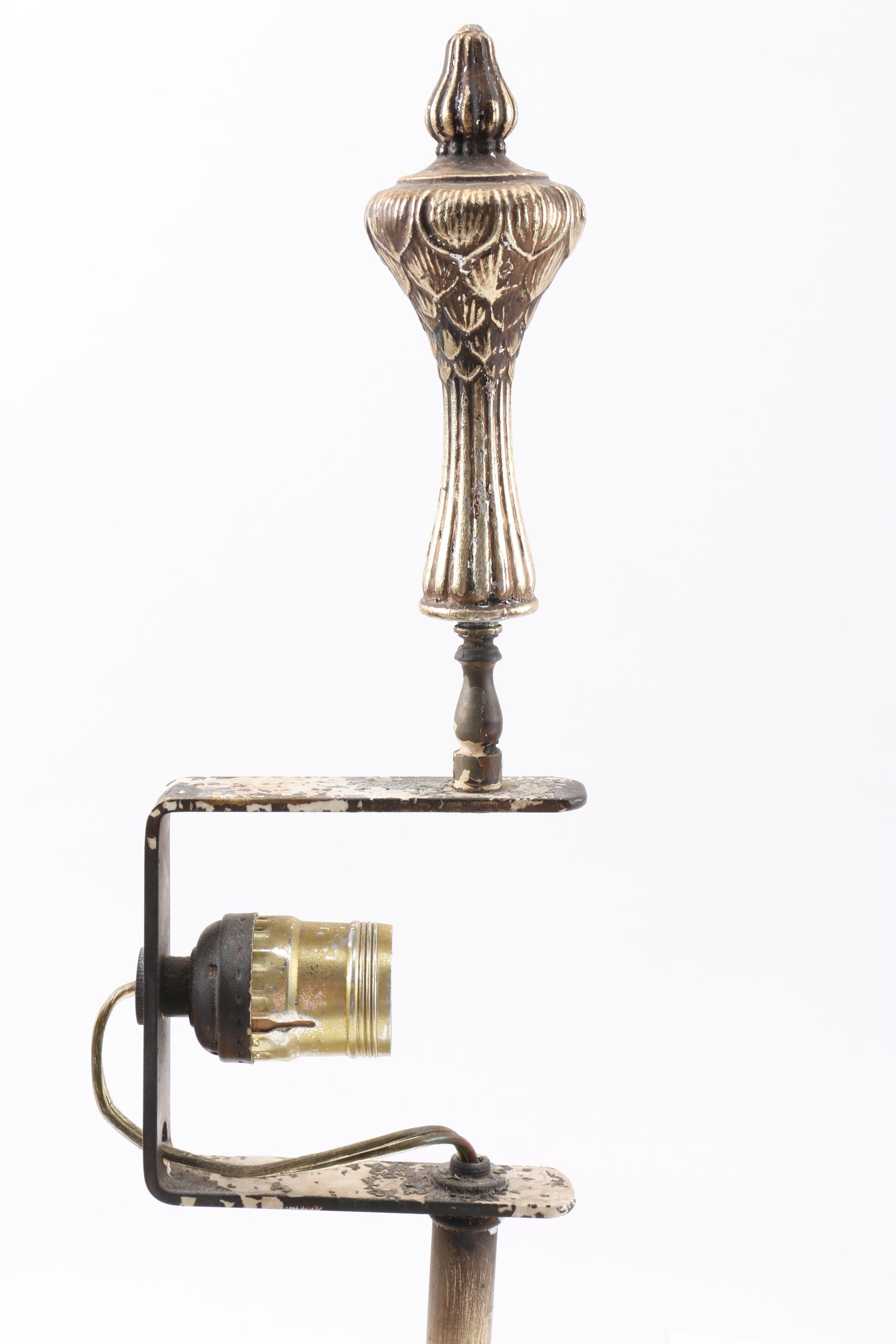 Lion Figure Table Lamp