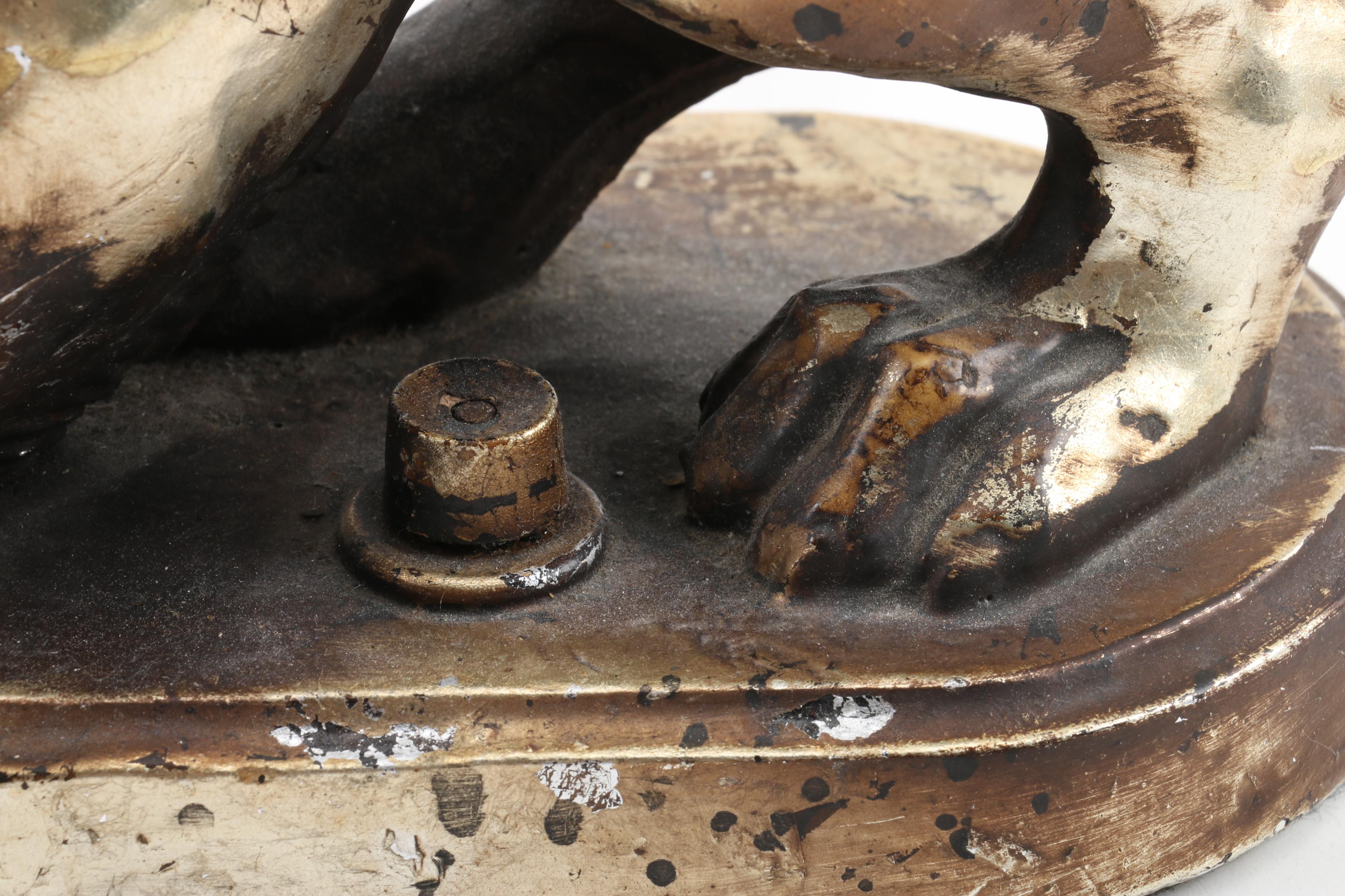 Lion Figure Table Lamp