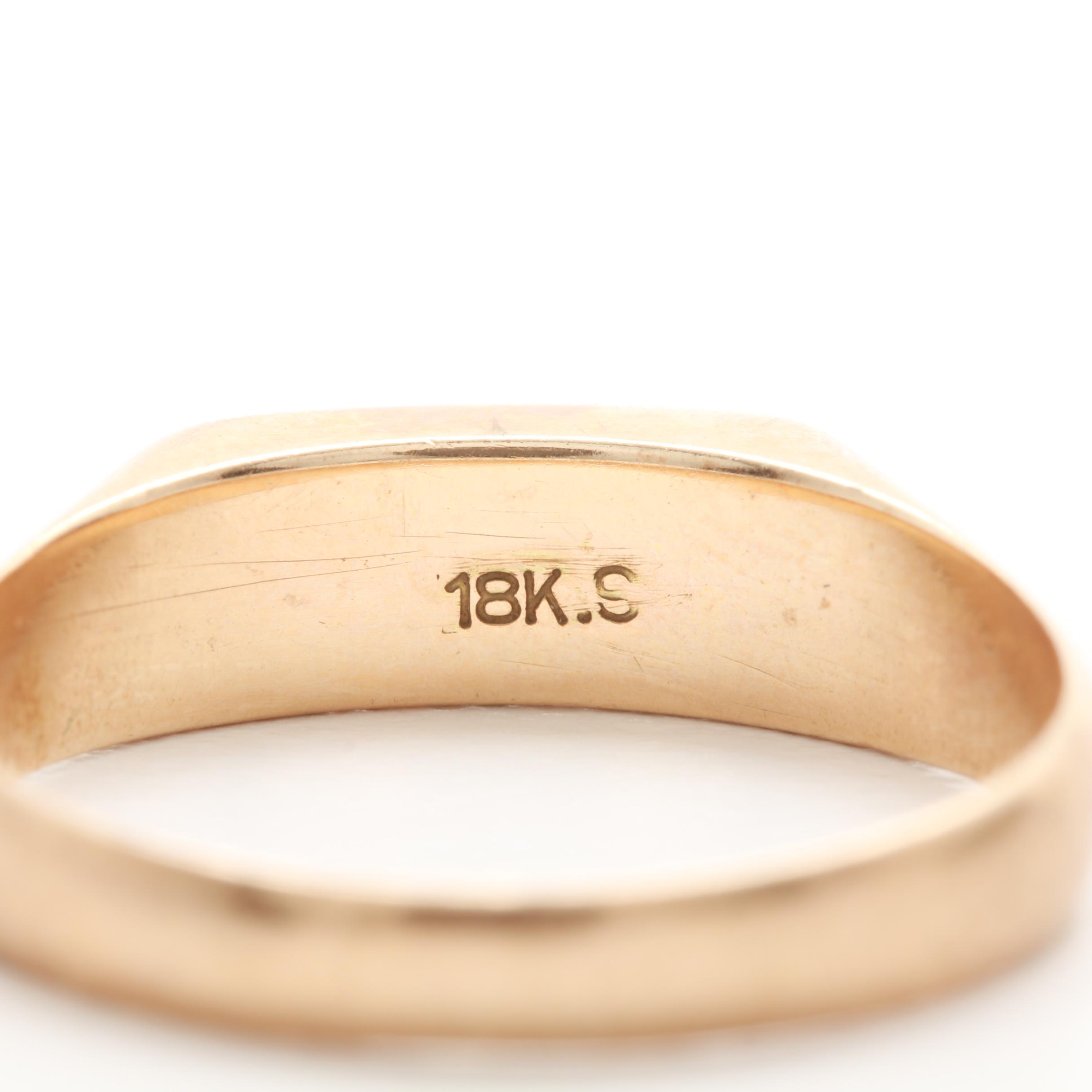 14K Yellow Gold Coral Ring