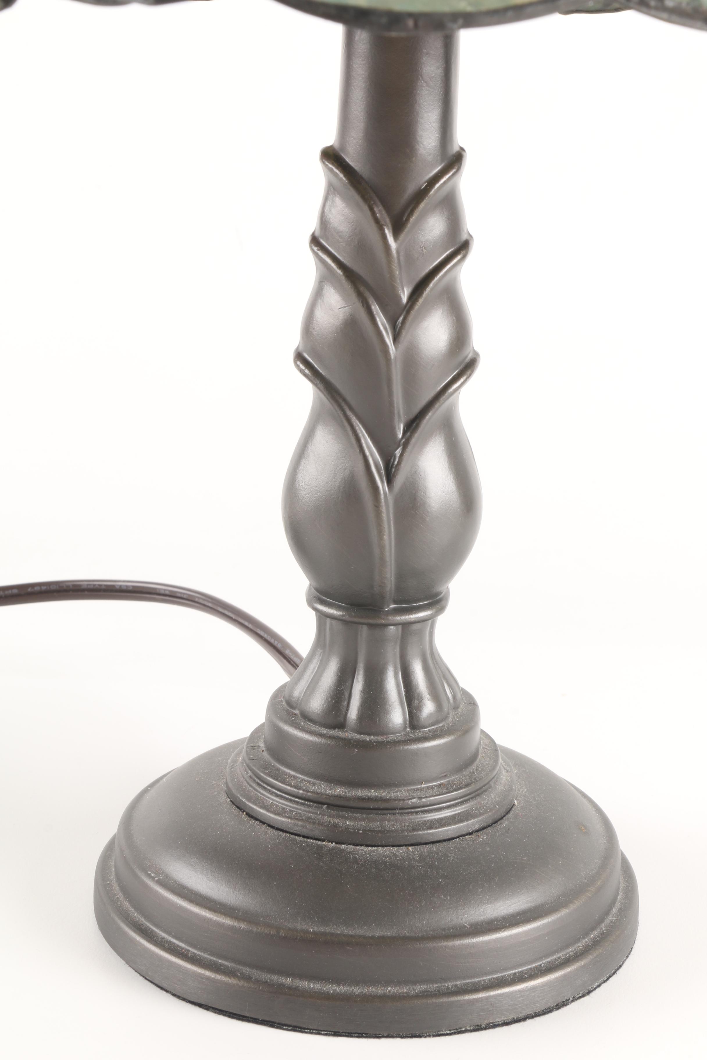 Tiffany Style Stained Glass Table Lamp