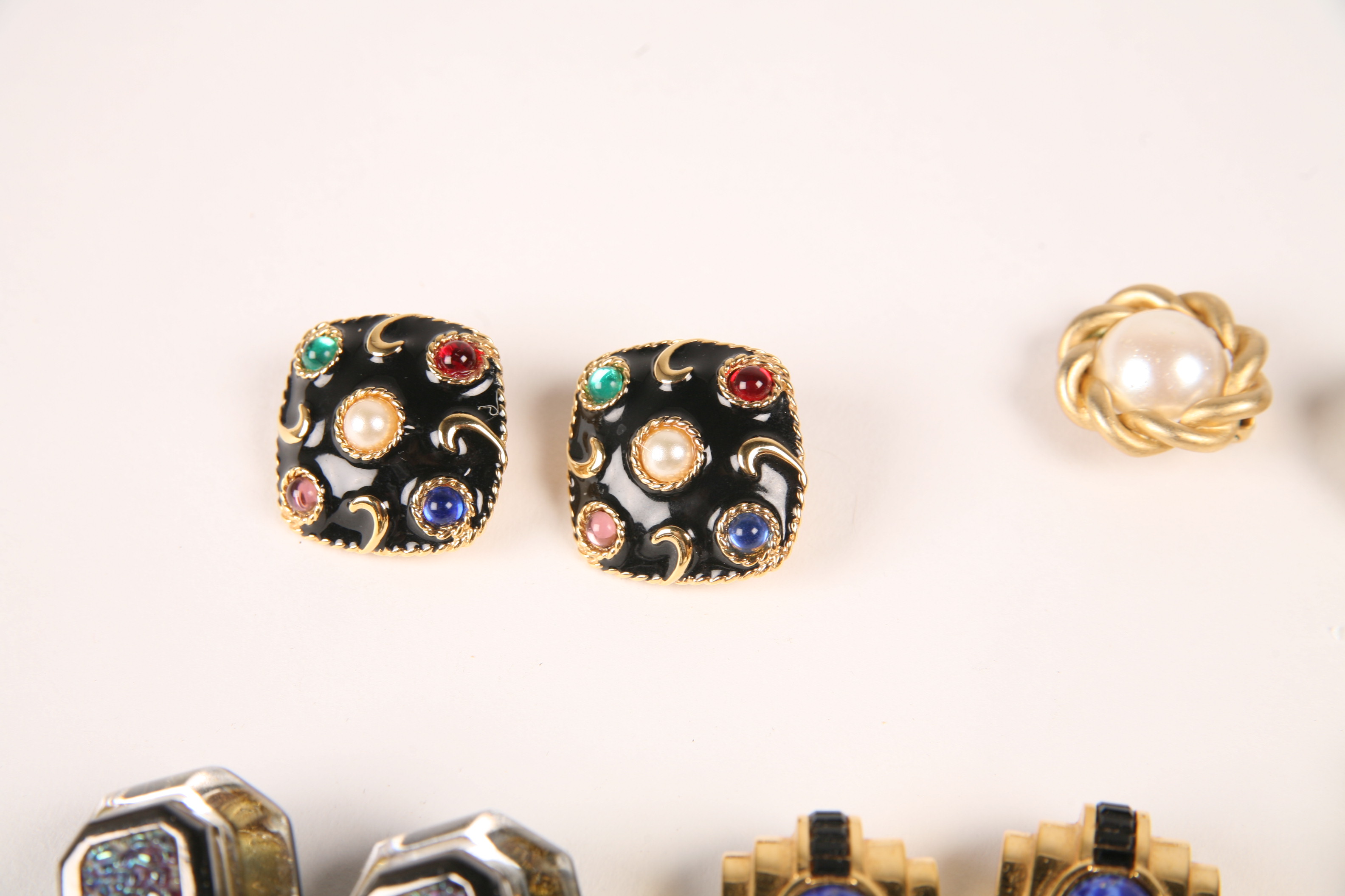 1980s Designer Jewelry Includng Diva, Ginnie Johanson, Edwin Pearl