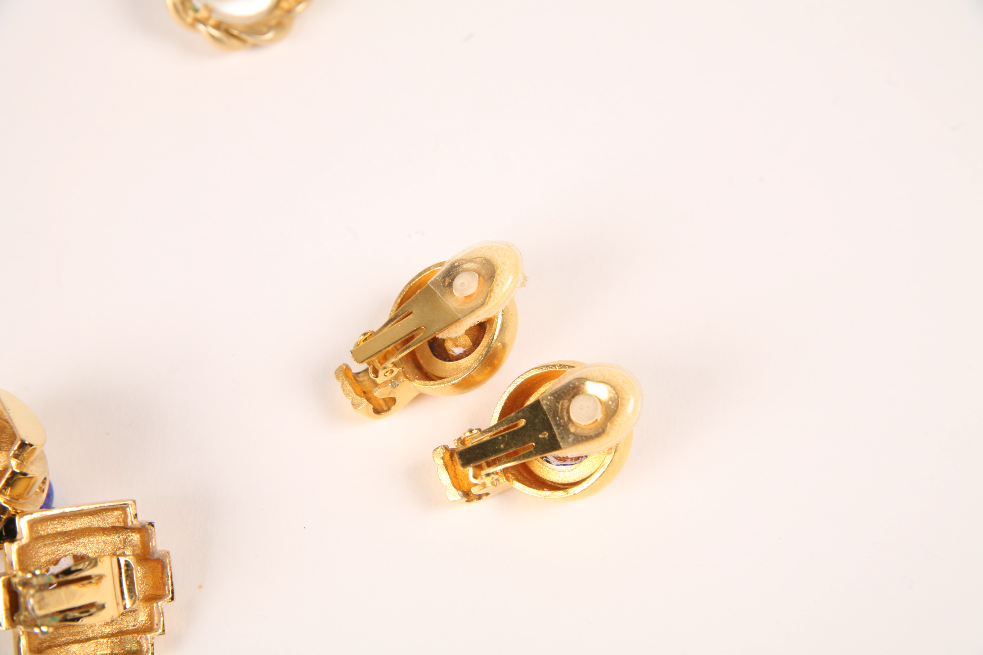 1980s Designer Jewelry Includng Diva, Ginnie Johanson, Edwin Pearl