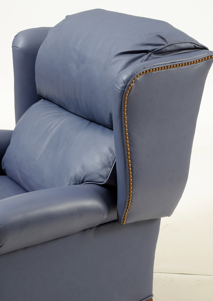 Thomasville Wing-Back Leather Recliner