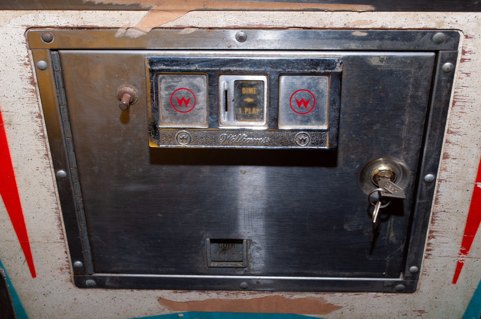 1967 Williams "Magic Town" Pinball Machine with Yellow Vinyl Chair