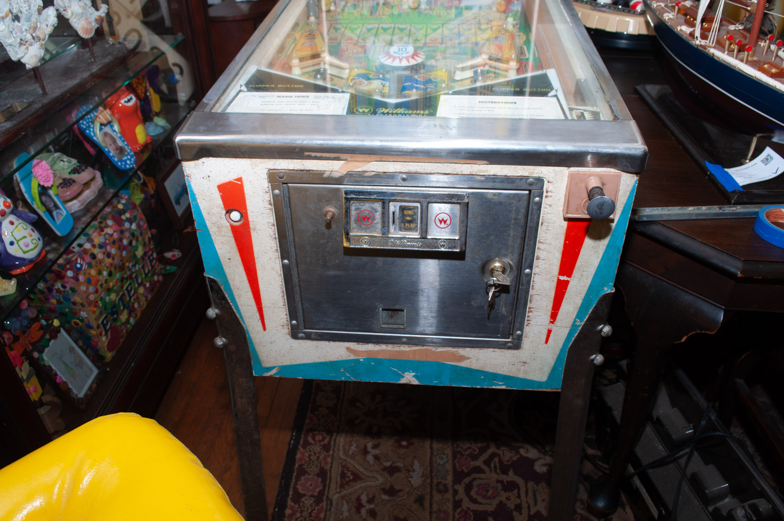 1967 Williams "Magic Town" Pinball Machine with Yellow Vinyl Chair