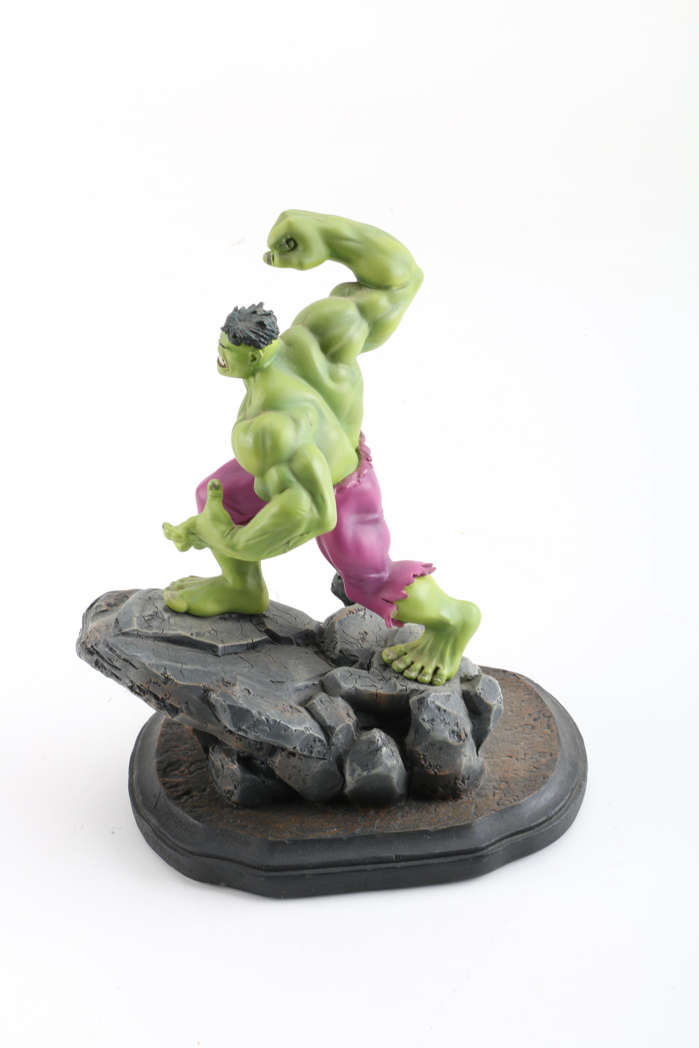 Marvel Characters "Incredible Hulk" Figurine