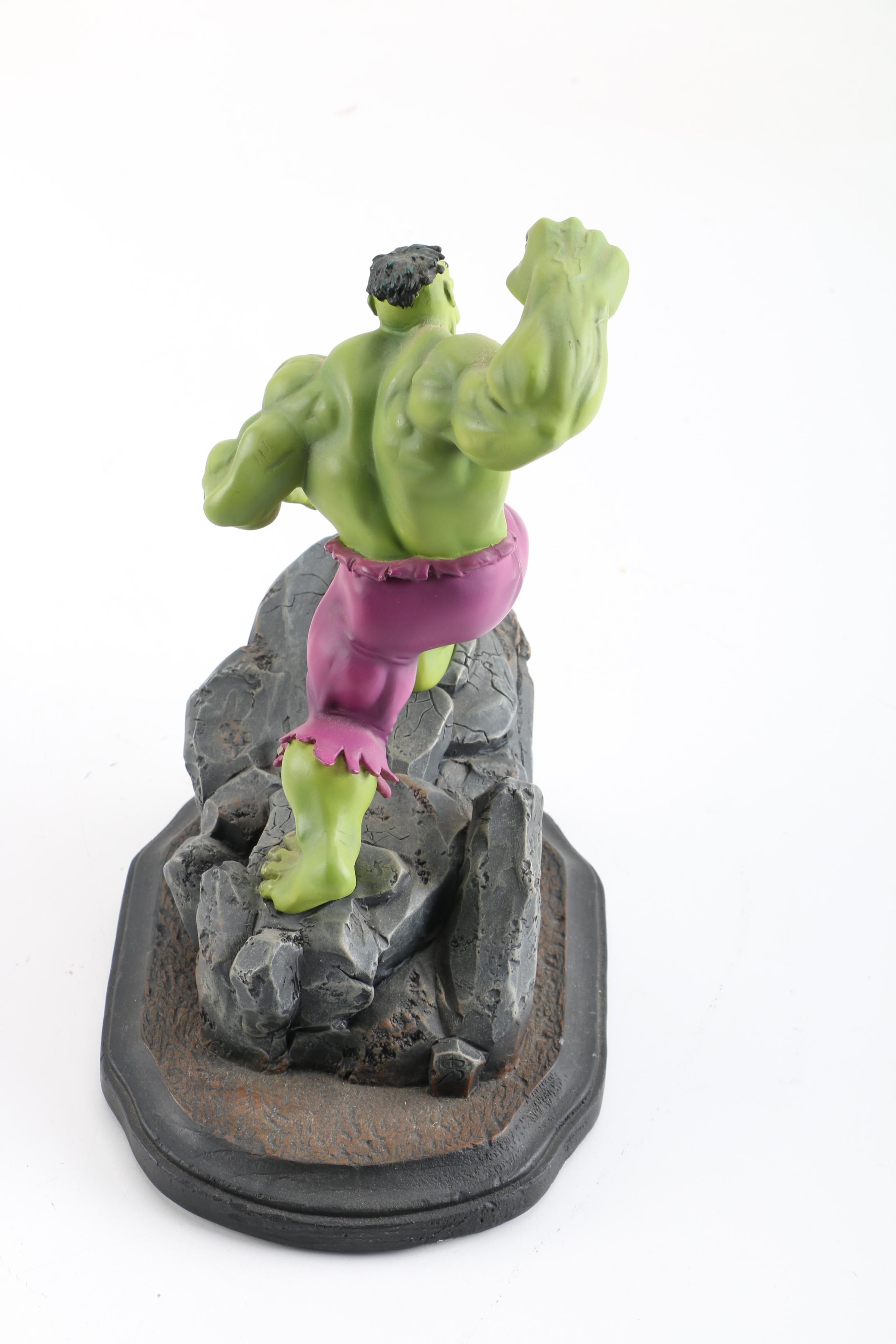 Marvel Characters "Incredible Hulk" Figurine