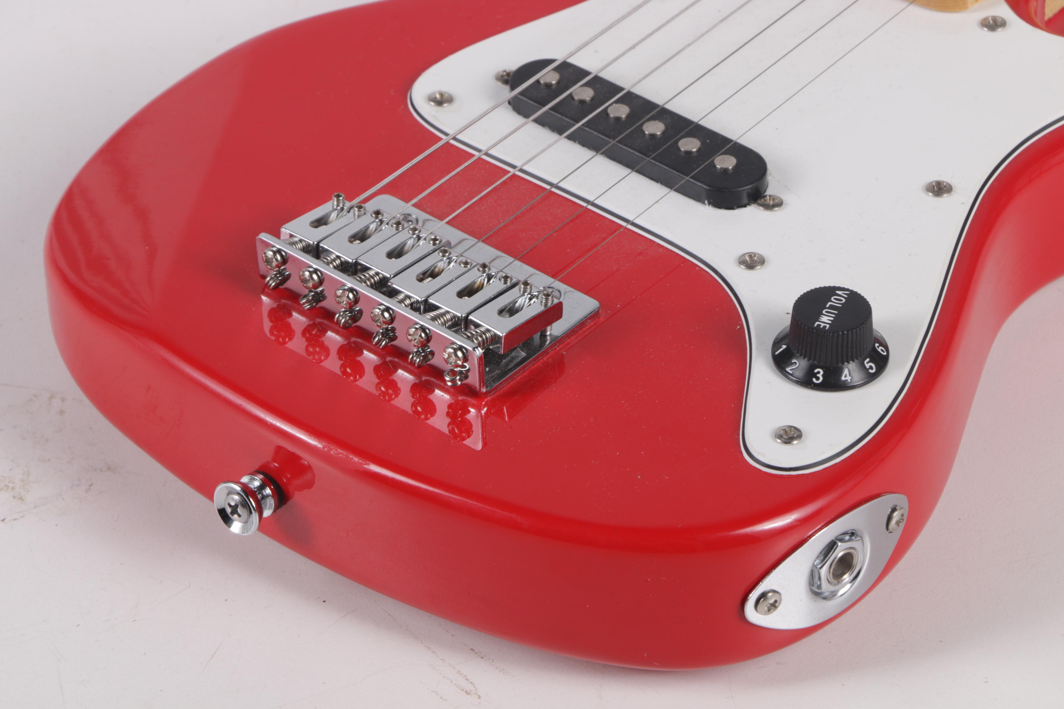 Rockwood by Hohner HEG250 Half-Size Electric Guitar