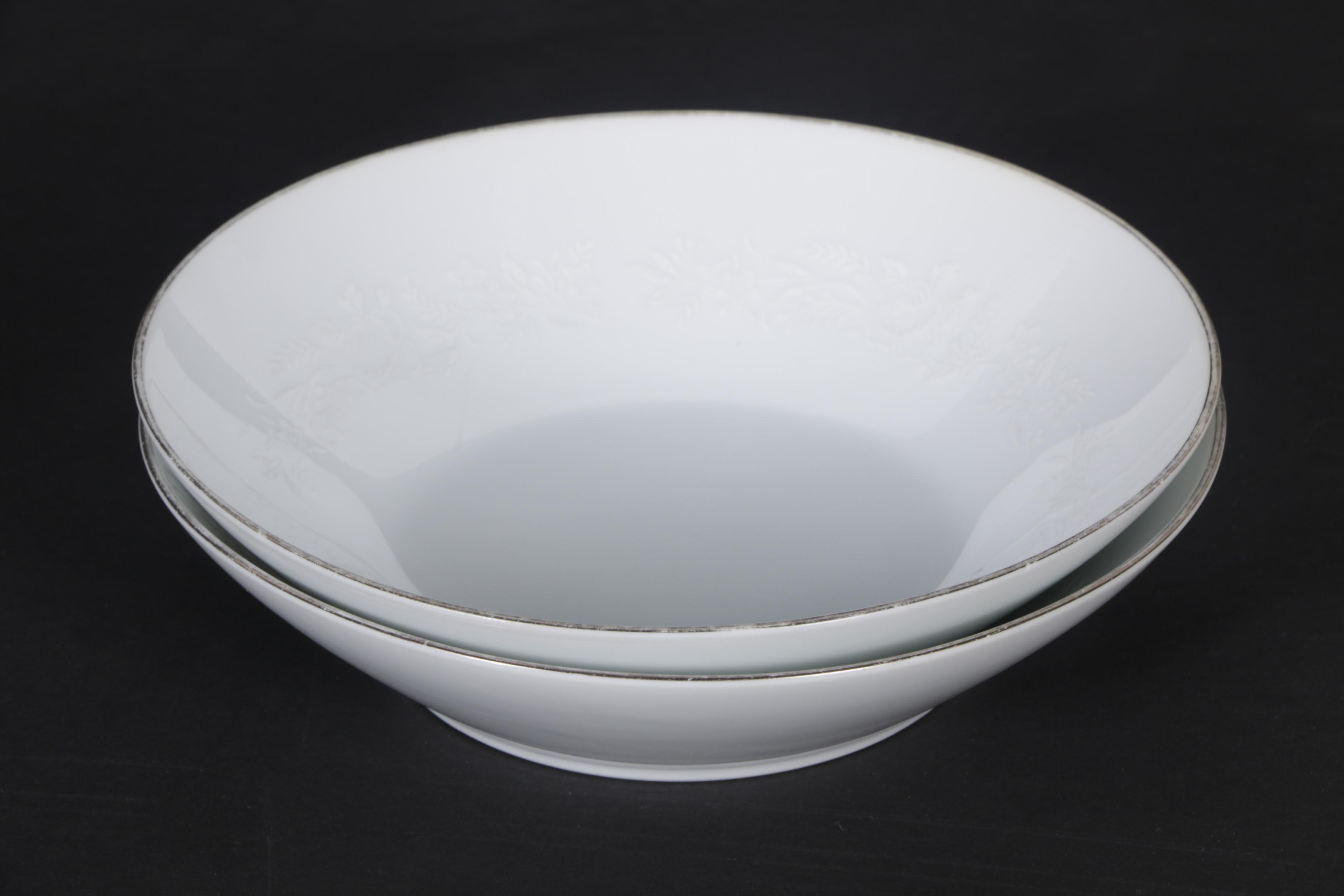 Noritake "Reina" Porcelain Dinnerware
