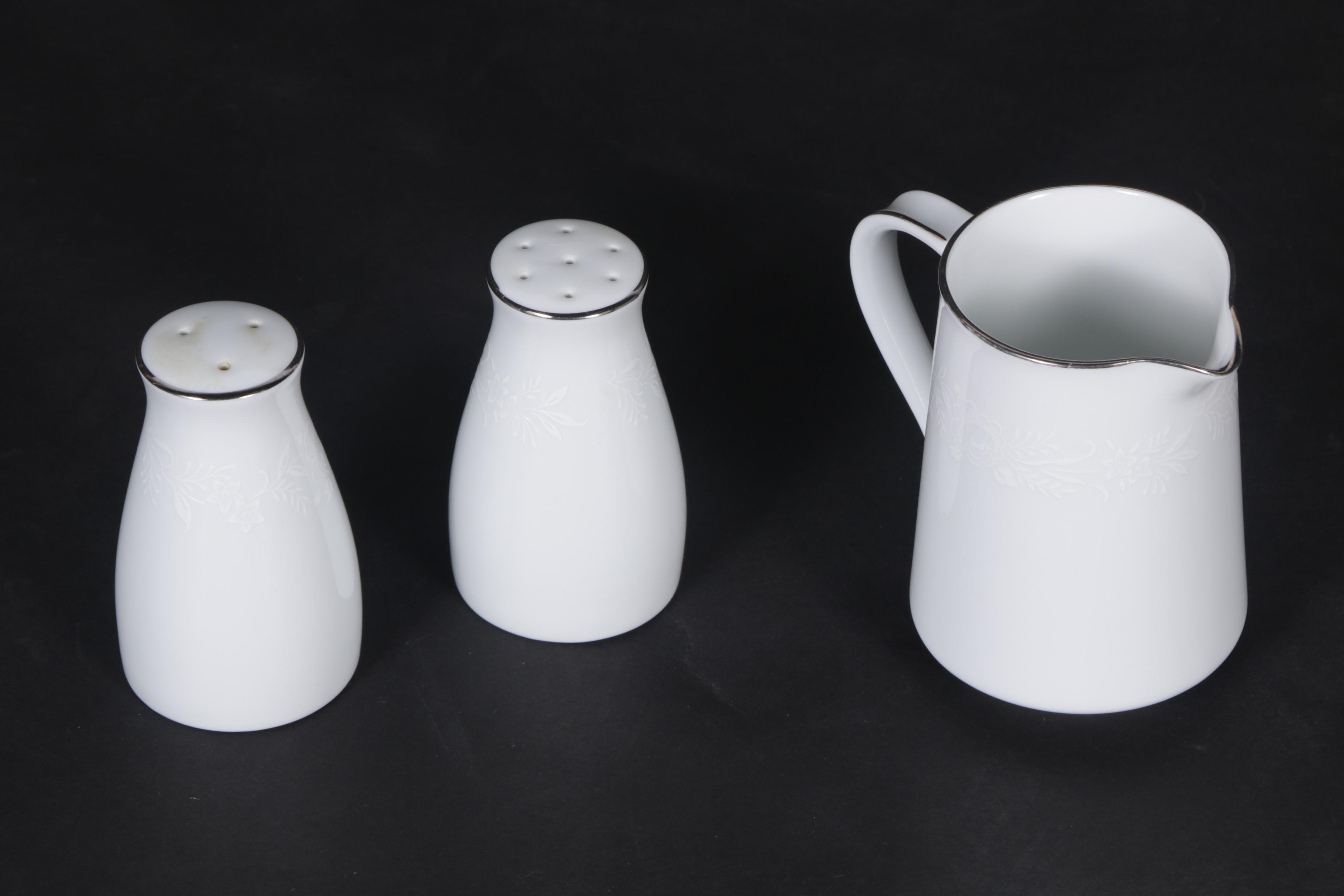 Noritake "Reina" Porcelain Dinnerware