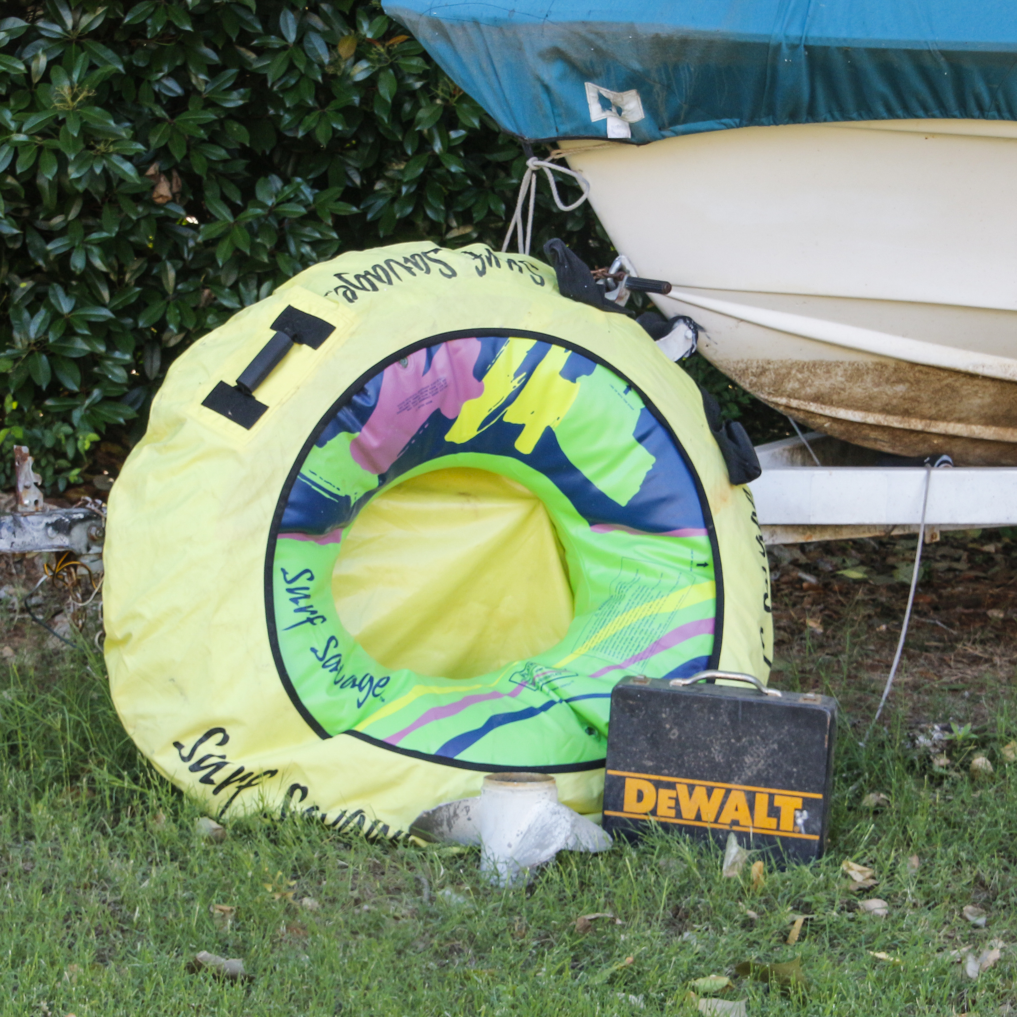 1967 Mark Twain V-Sonic 18' Boat with Trailer
