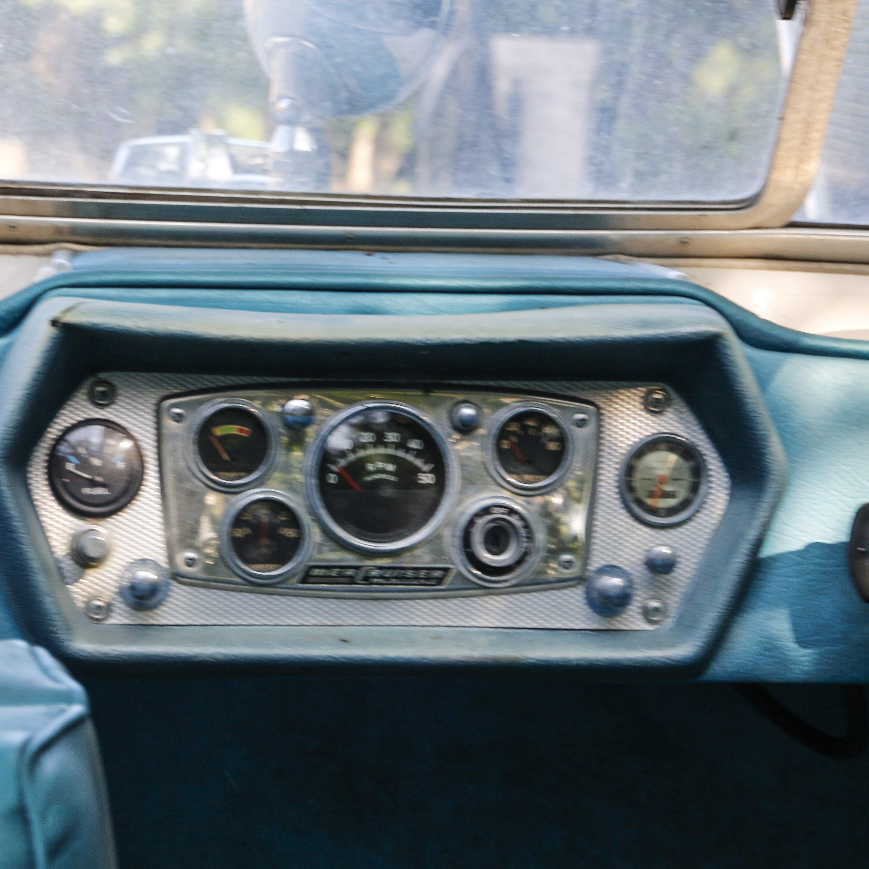 1967 Mark Twain V-Sonic 18' Boat with Trailer