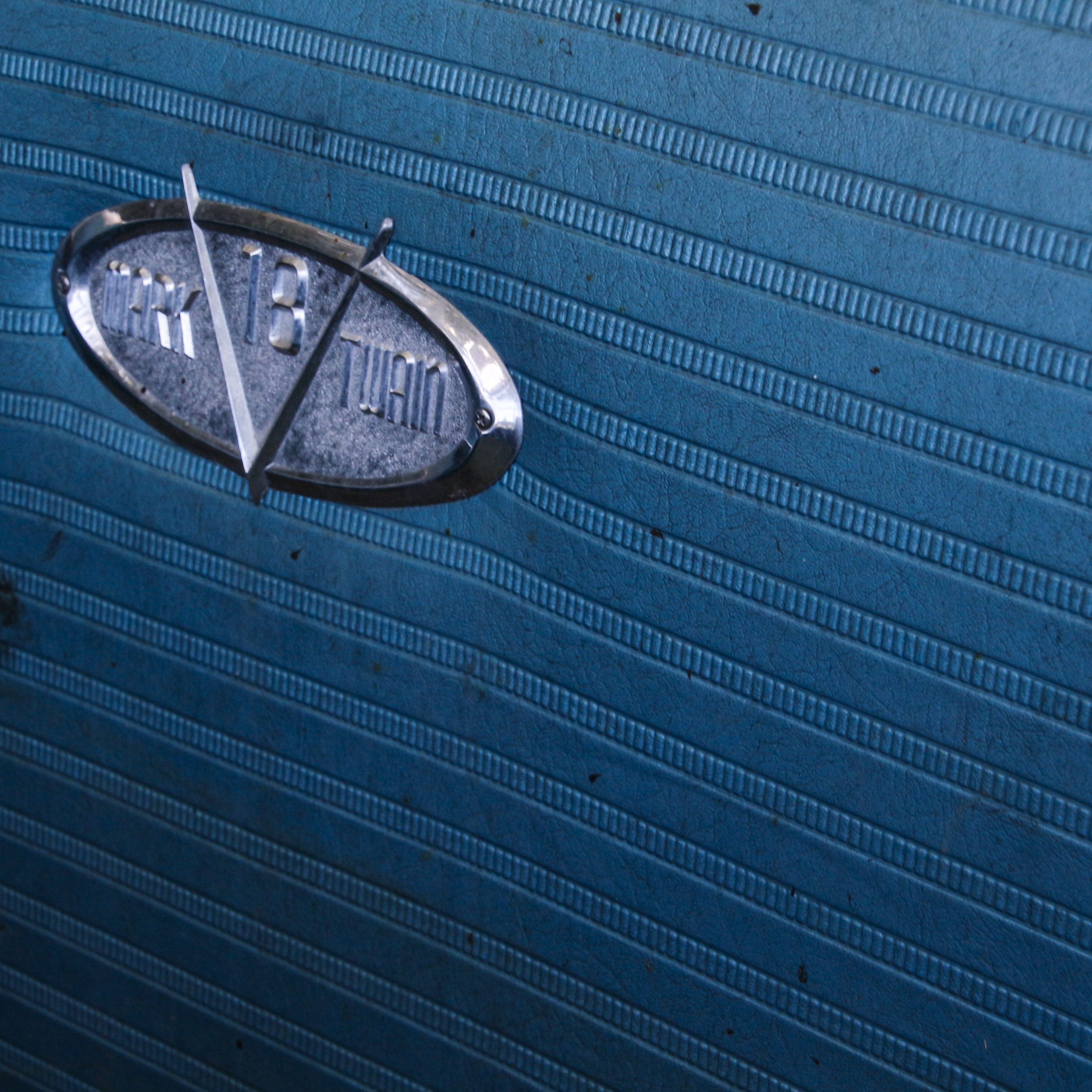 1967 Mark Twain V-Sonic 18' Boat with Trailer