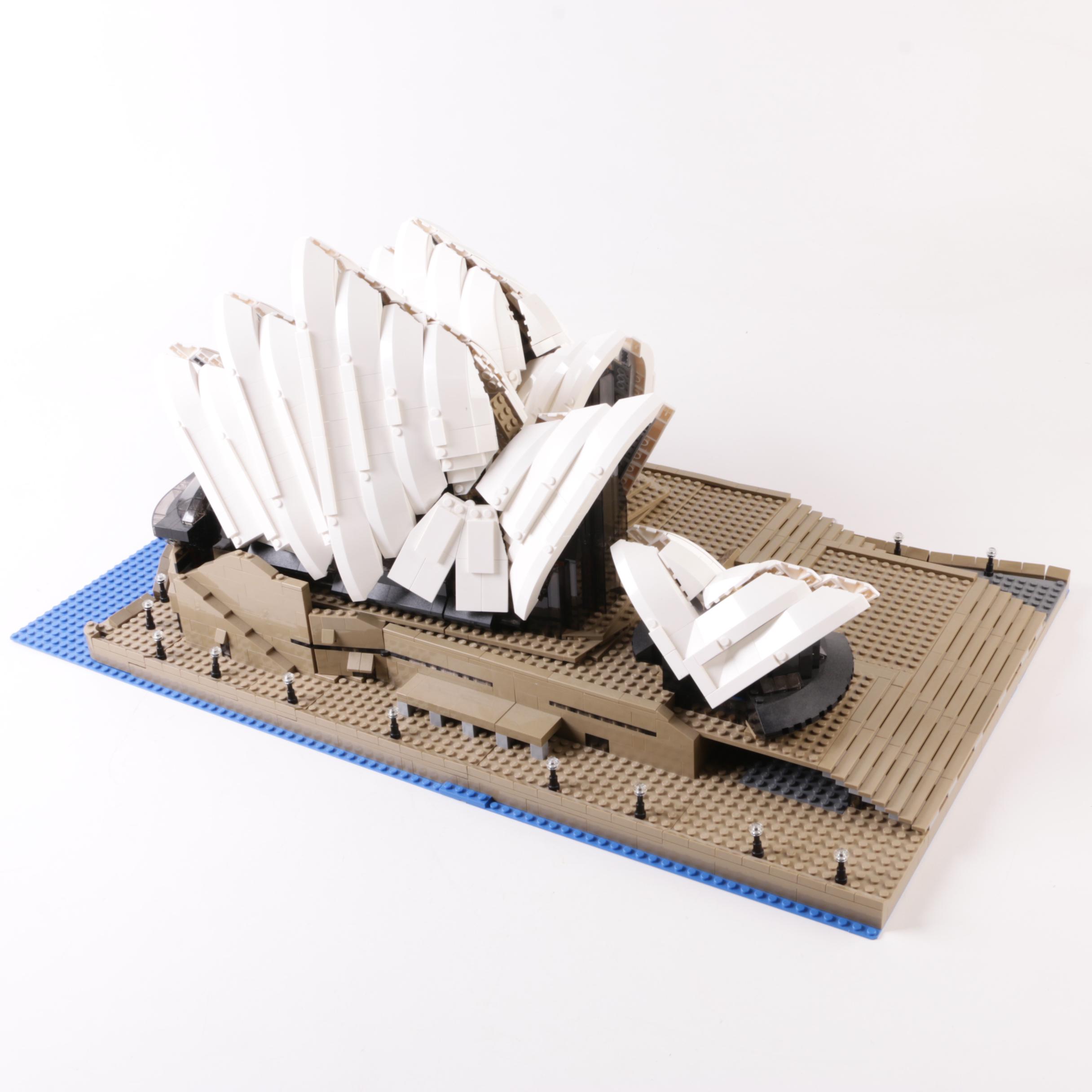 LEGO Creator Sydney Opera House