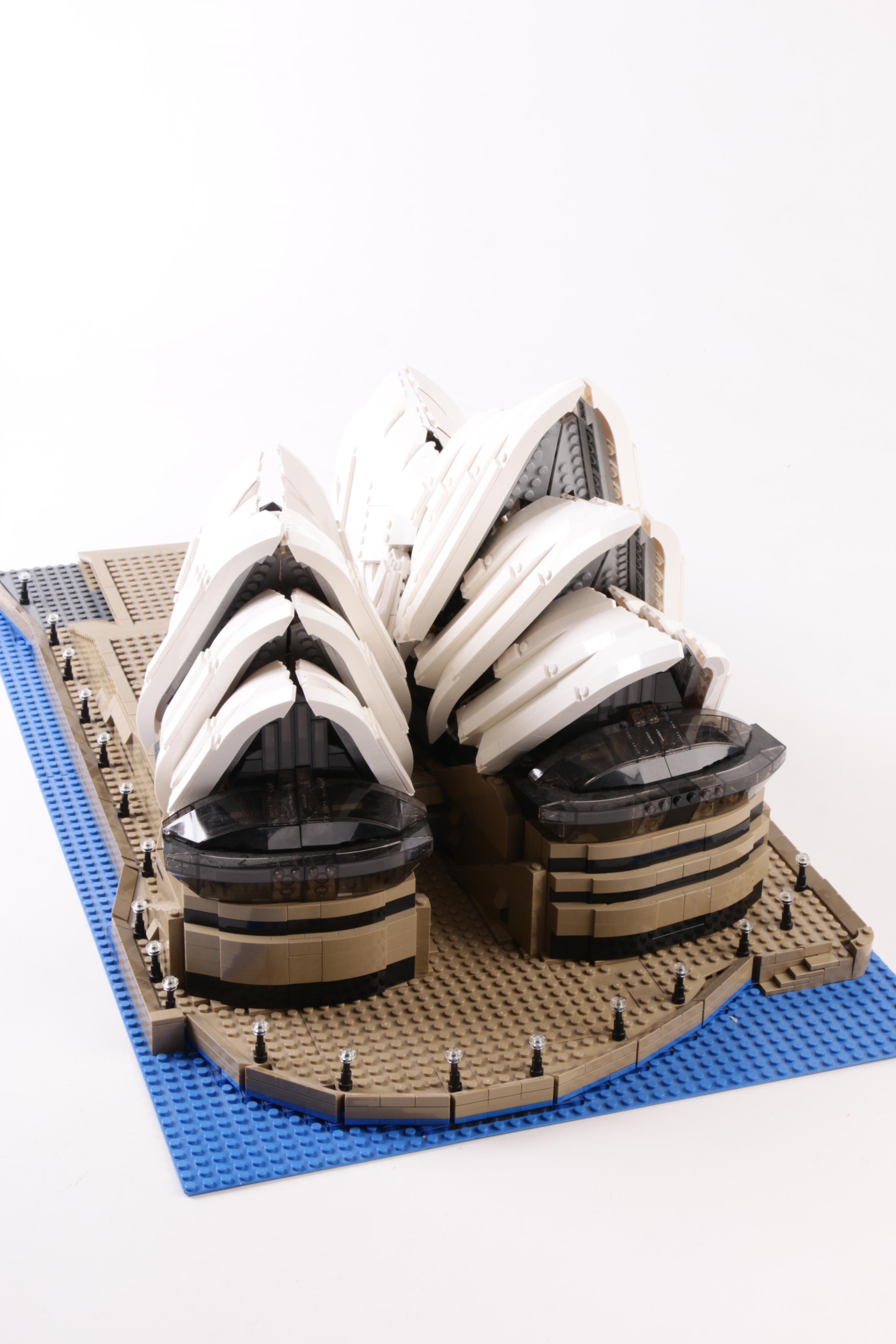LEGO Creator Sydney Opera House